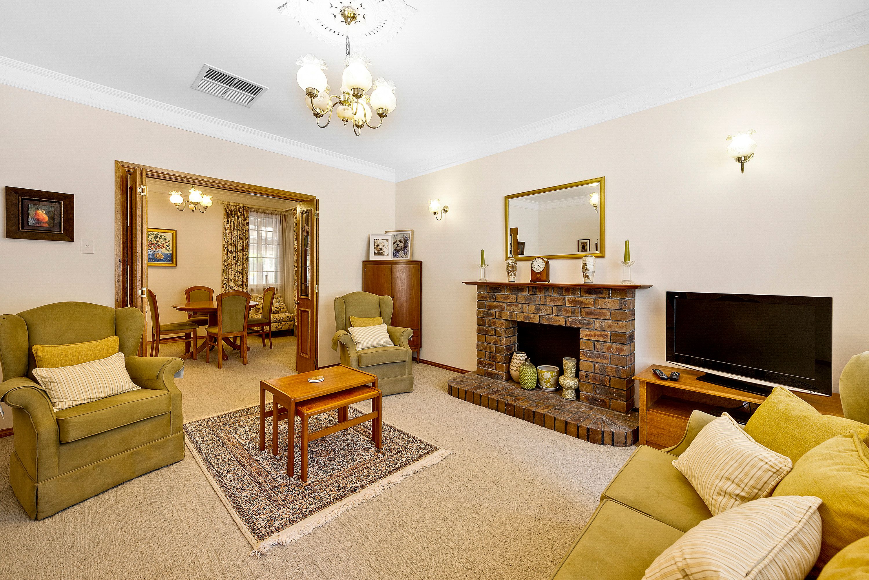 1 Heitmann Court — photo 7 of 19