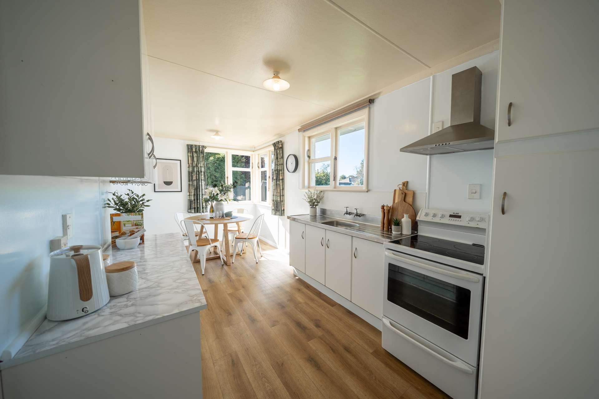 76 Adamson Crescent photo 3