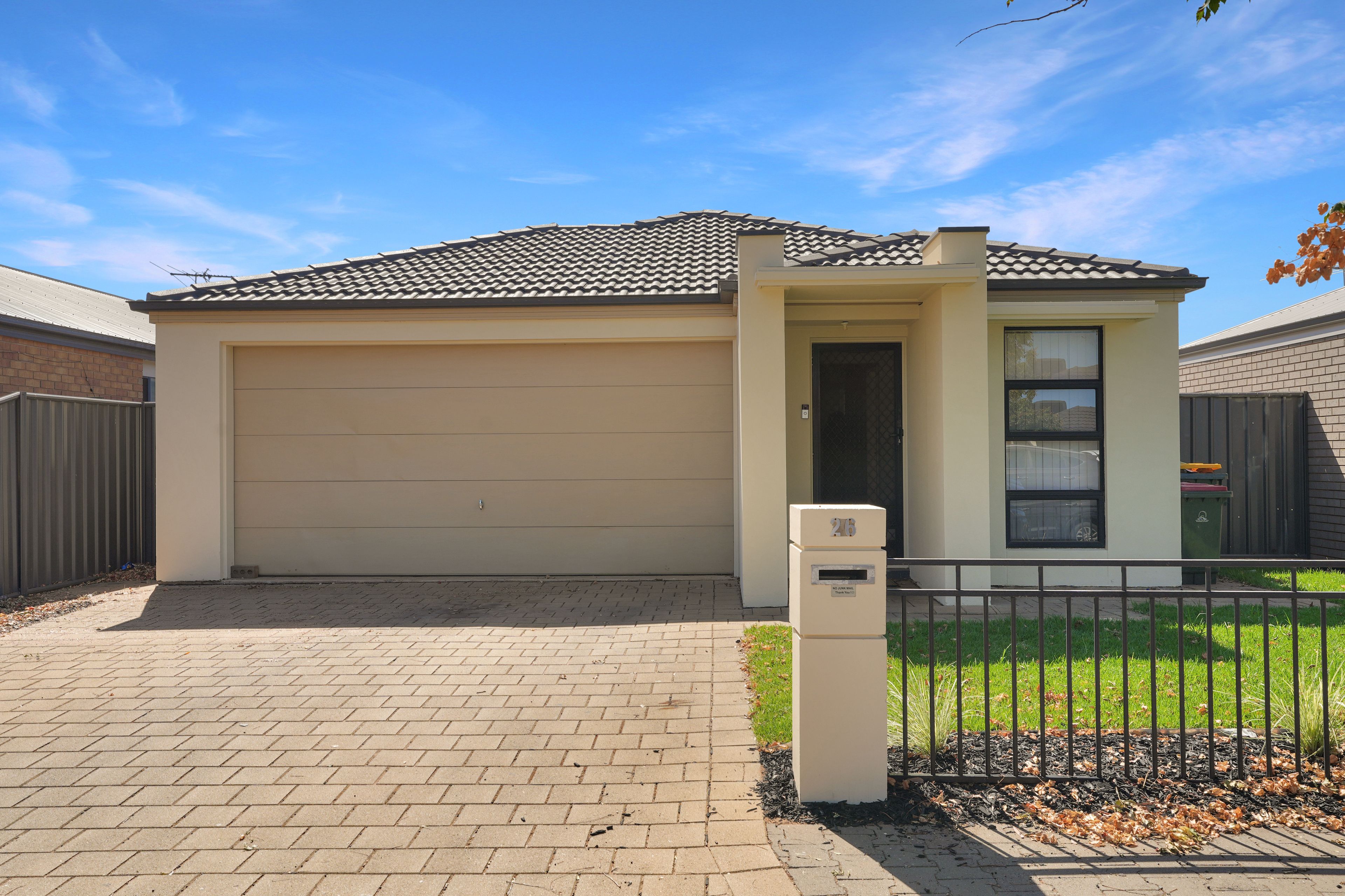 26 Coonawarra Avenue, Andrews Farm SA 5114