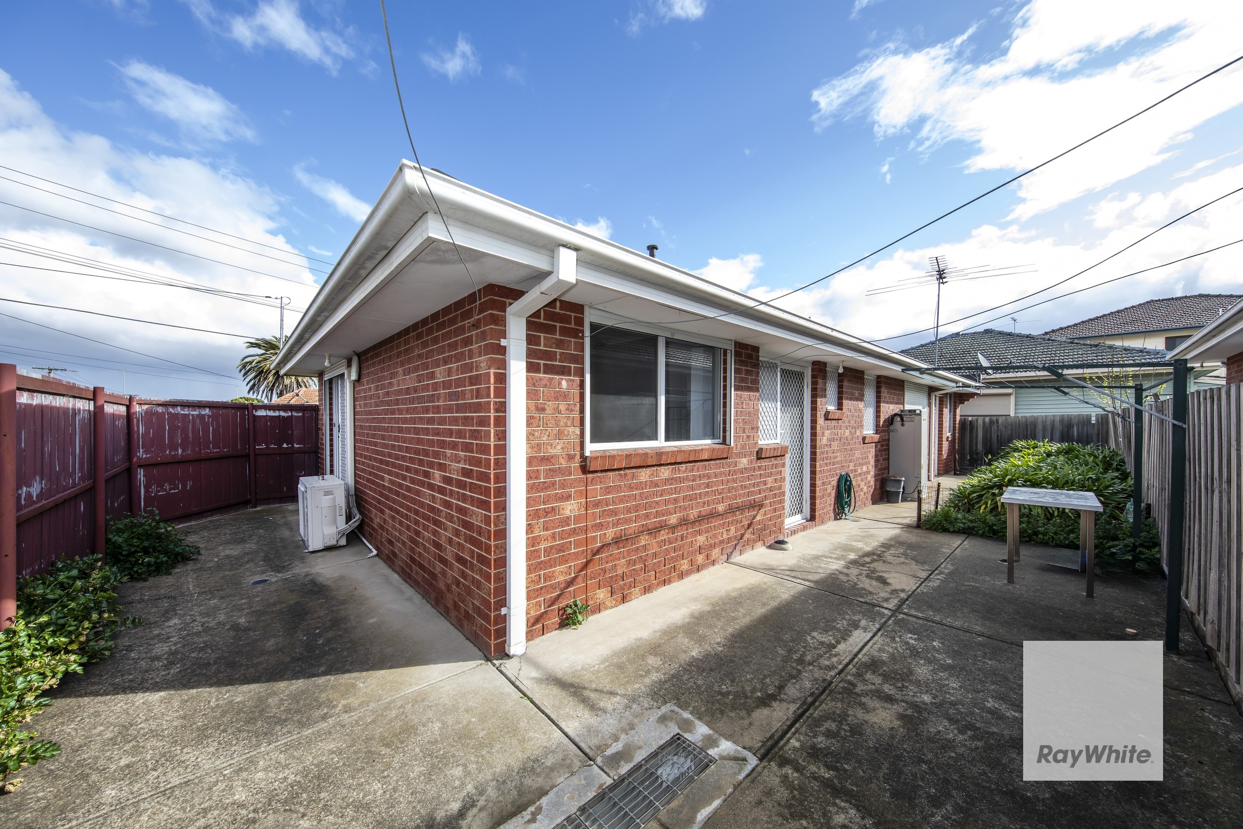 12 McIvor Road, St Albans, VIC 3021