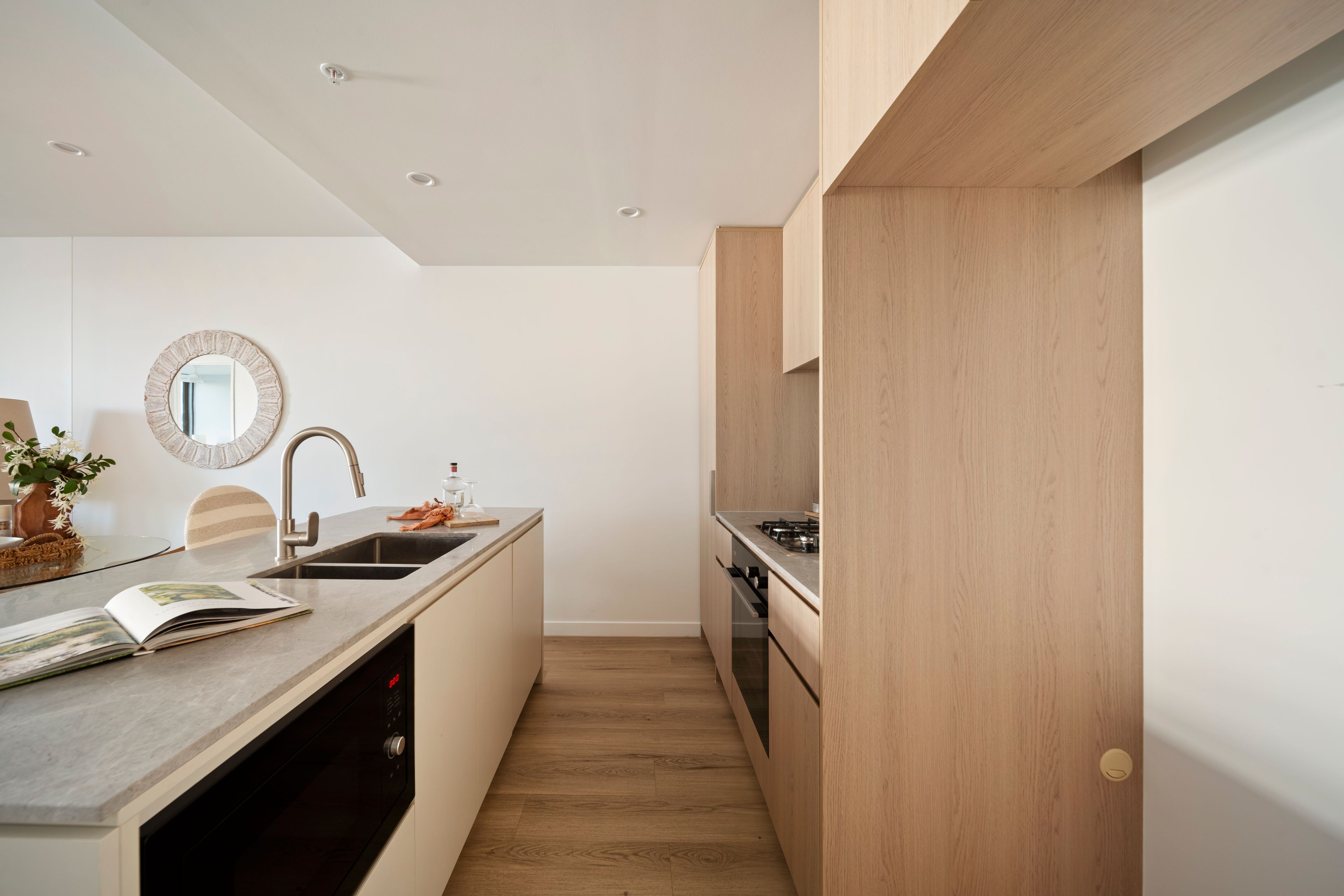708/33 Railway Terrace — photo 4 of 14