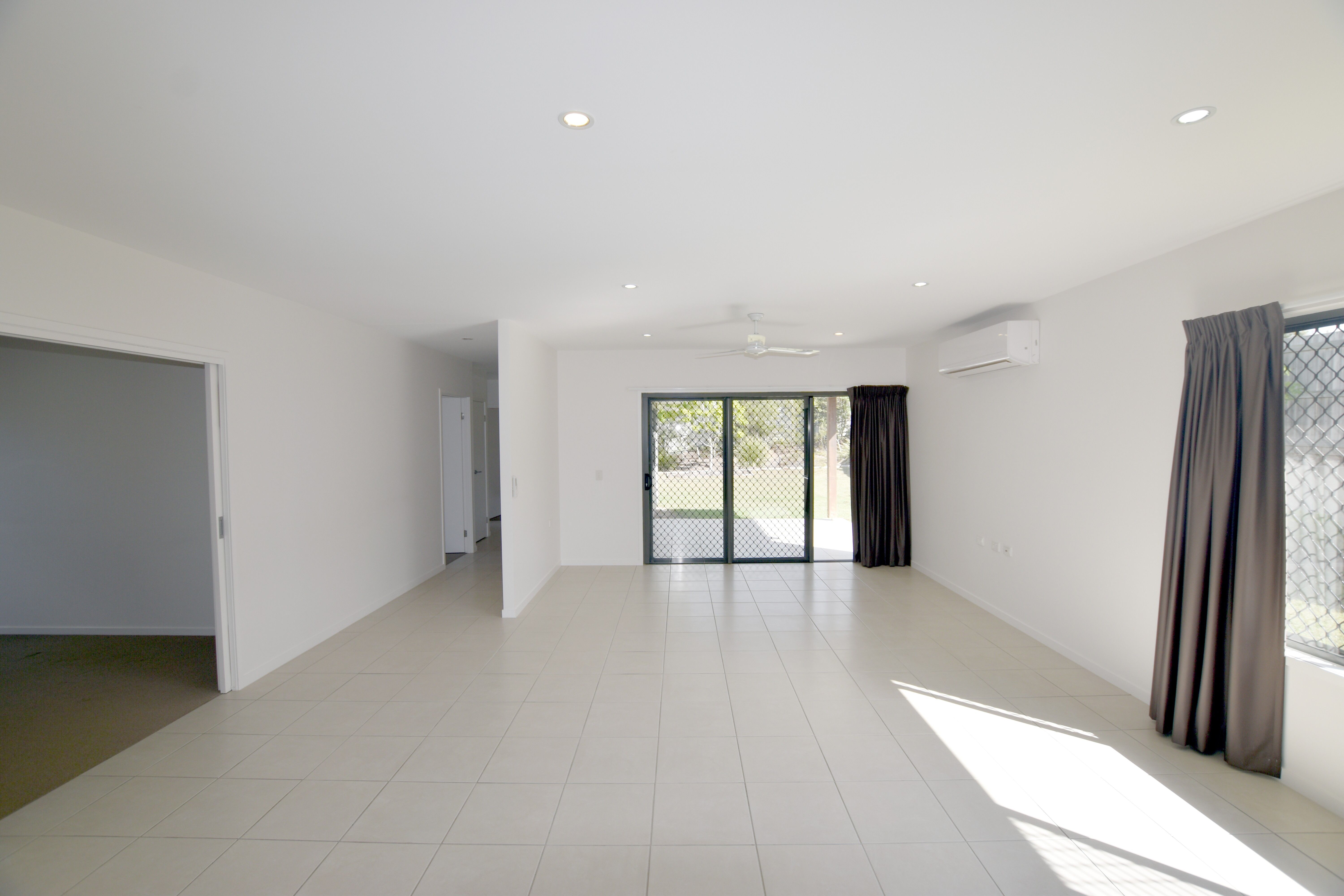 16 Telopea Place, New Auckland, QLD 4680