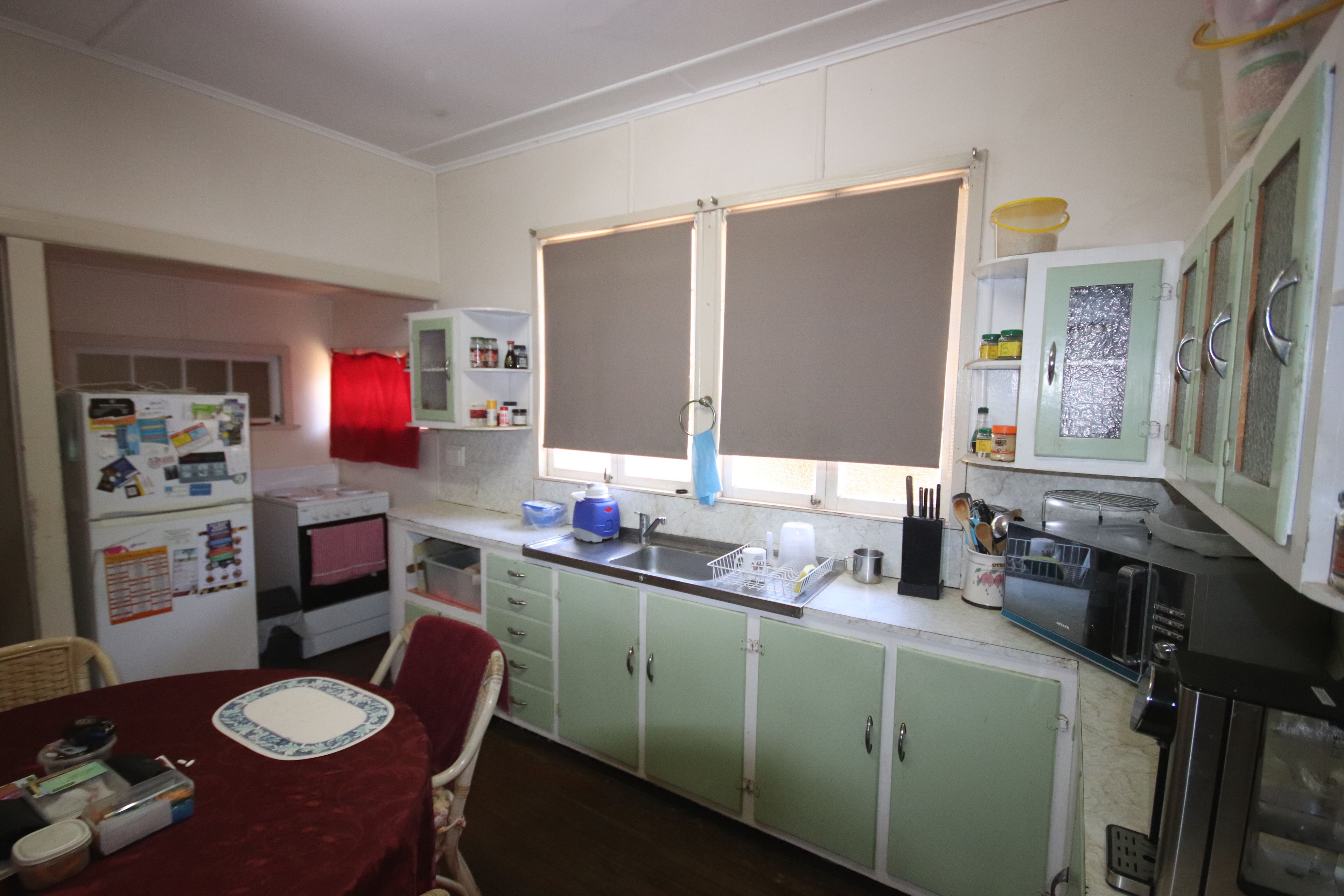 86 Lyons Street — photo 5 of 12