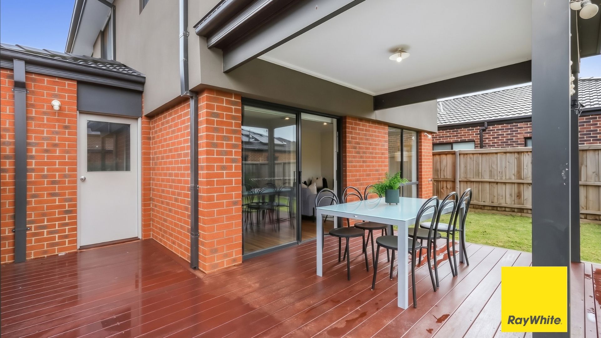29 Kohli Crescent — photo 16 of 23