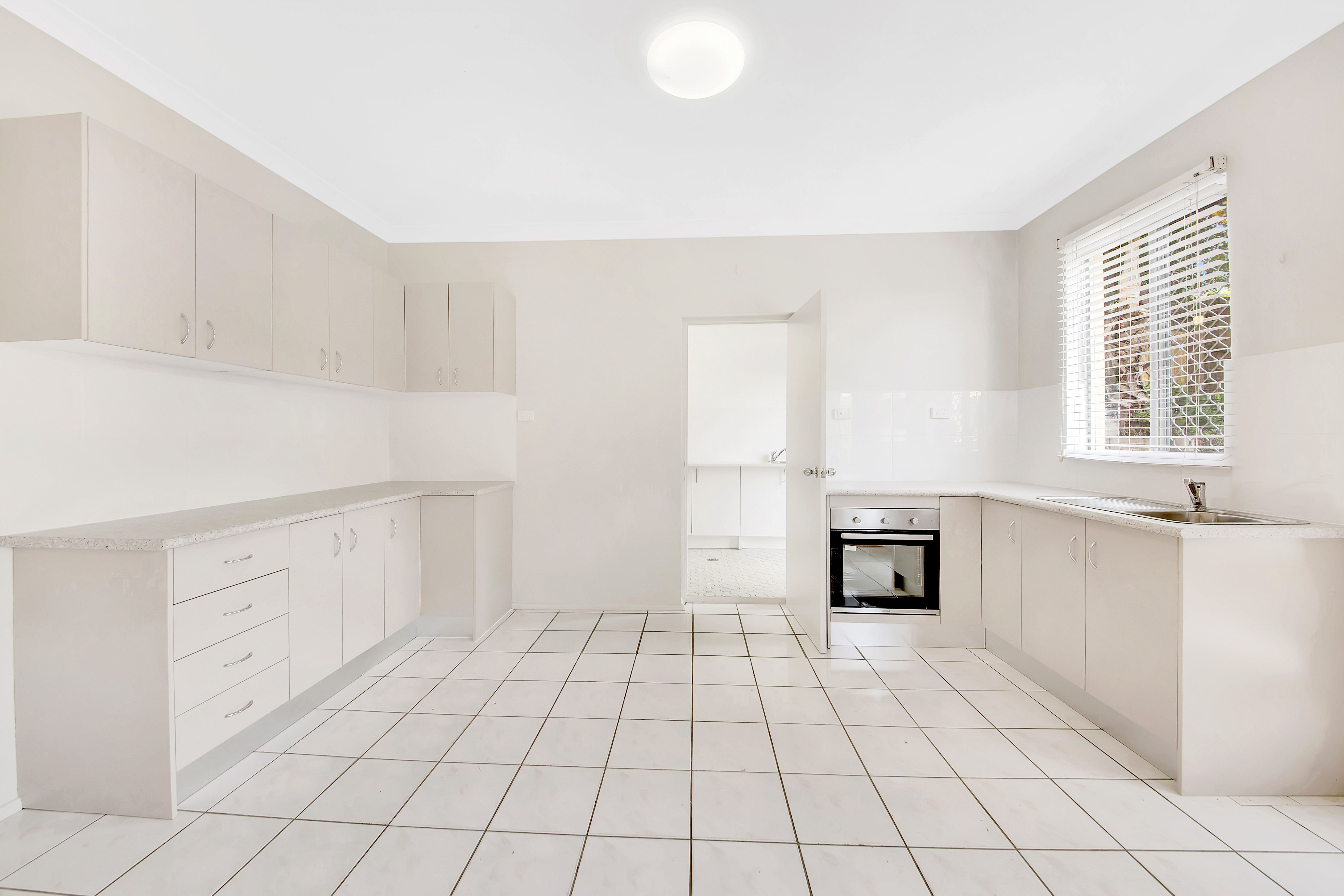 2/36A Kent Street, West Gladstone, QLD 4680