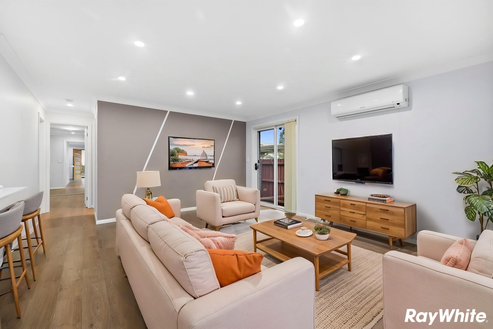 11 Moxhams Road, Northmead, NSW 2152