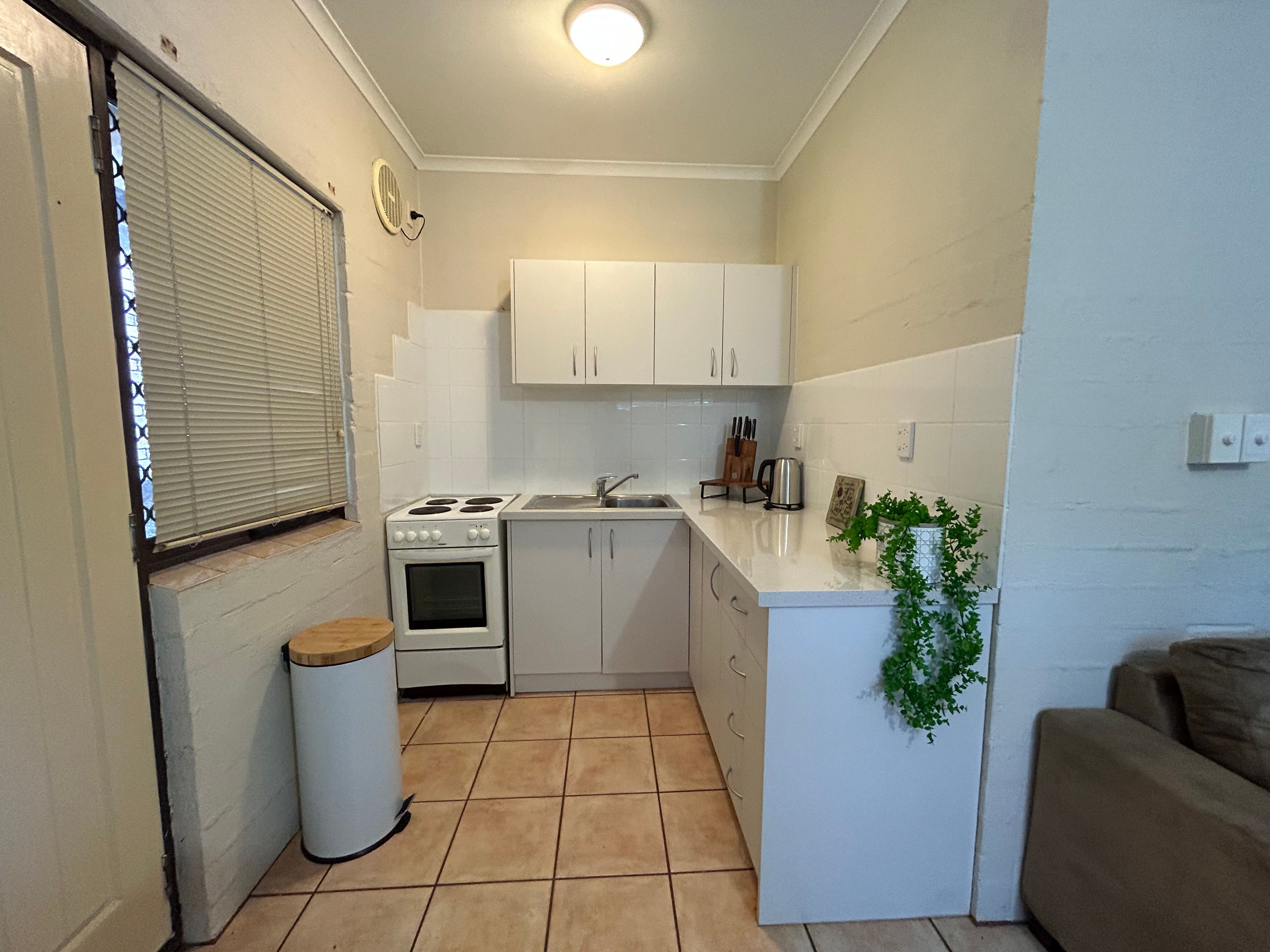 31/2 MILNER Street — photo 4 of 18