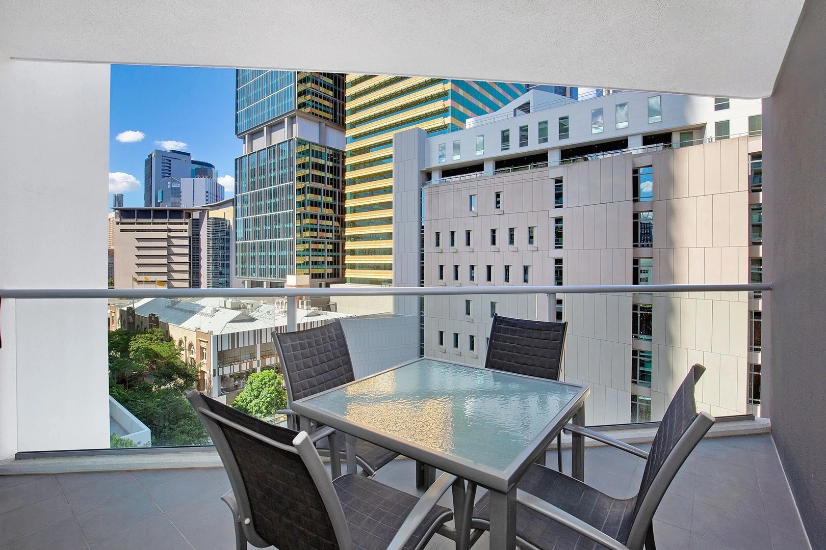 102/18 Tank Street, Brisbane City, QLD 4000