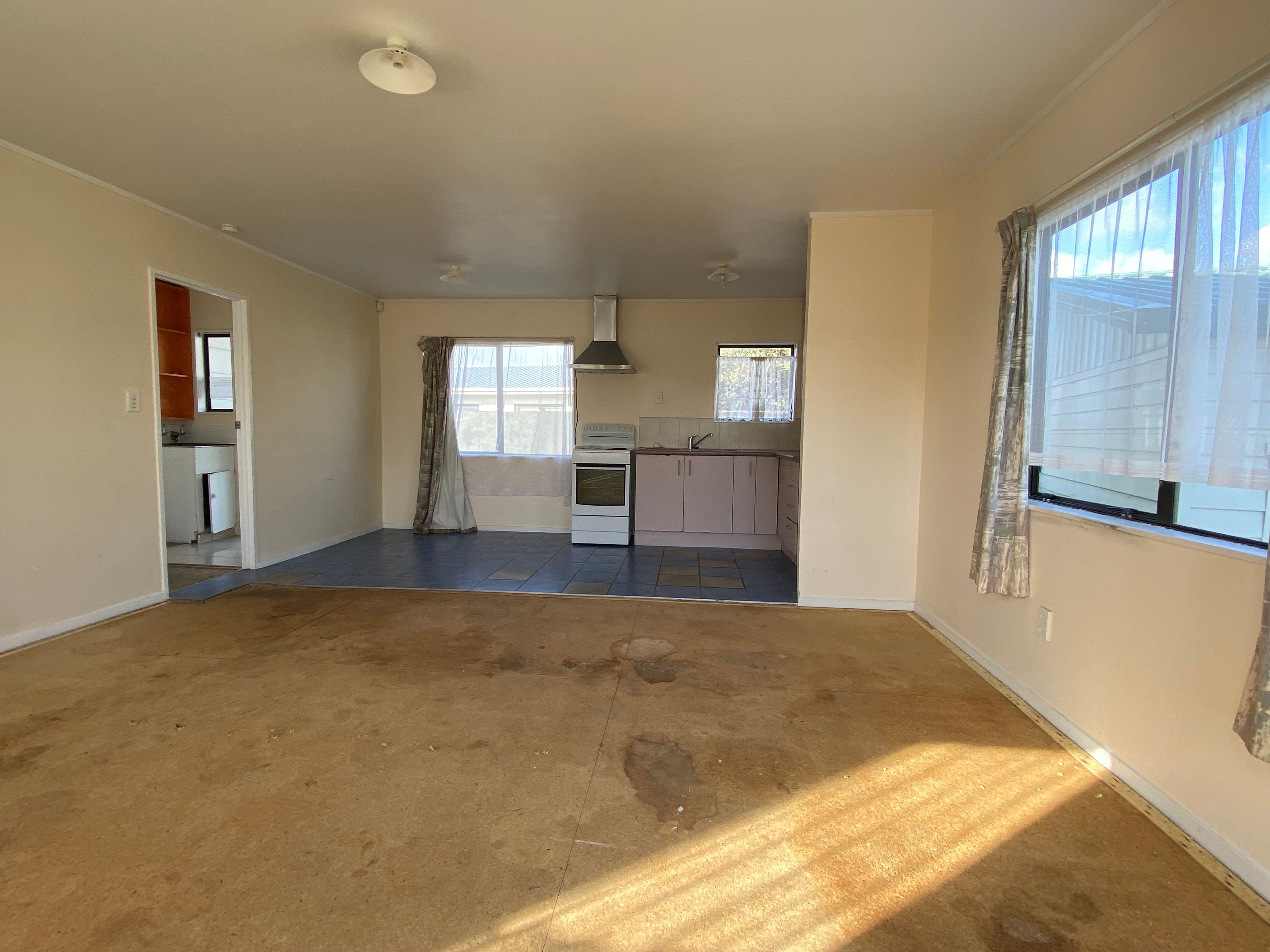 1/14 Hatherley Place, Clendon Park, Manukau City