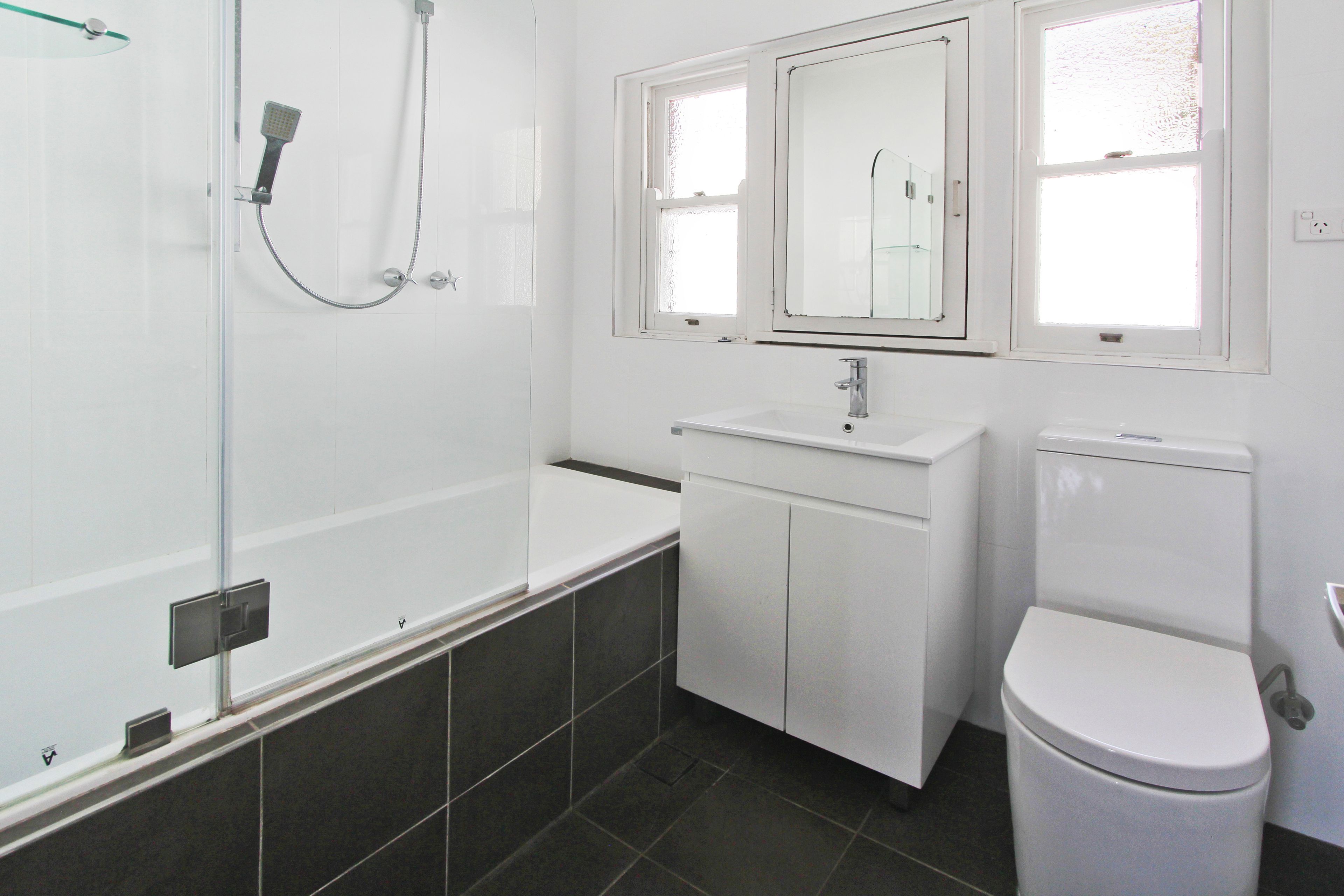 27 Parkes Street, Ryde, NSW 2112