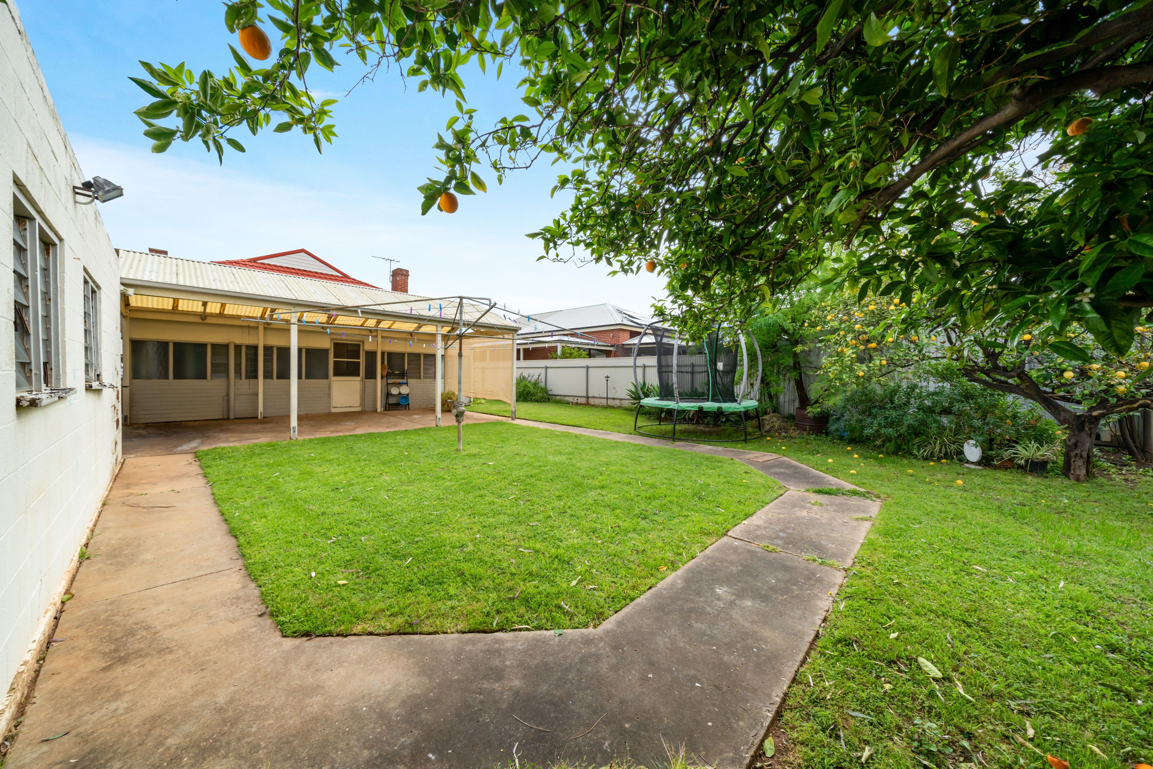 28 Reynell Street — photo 14 of 20