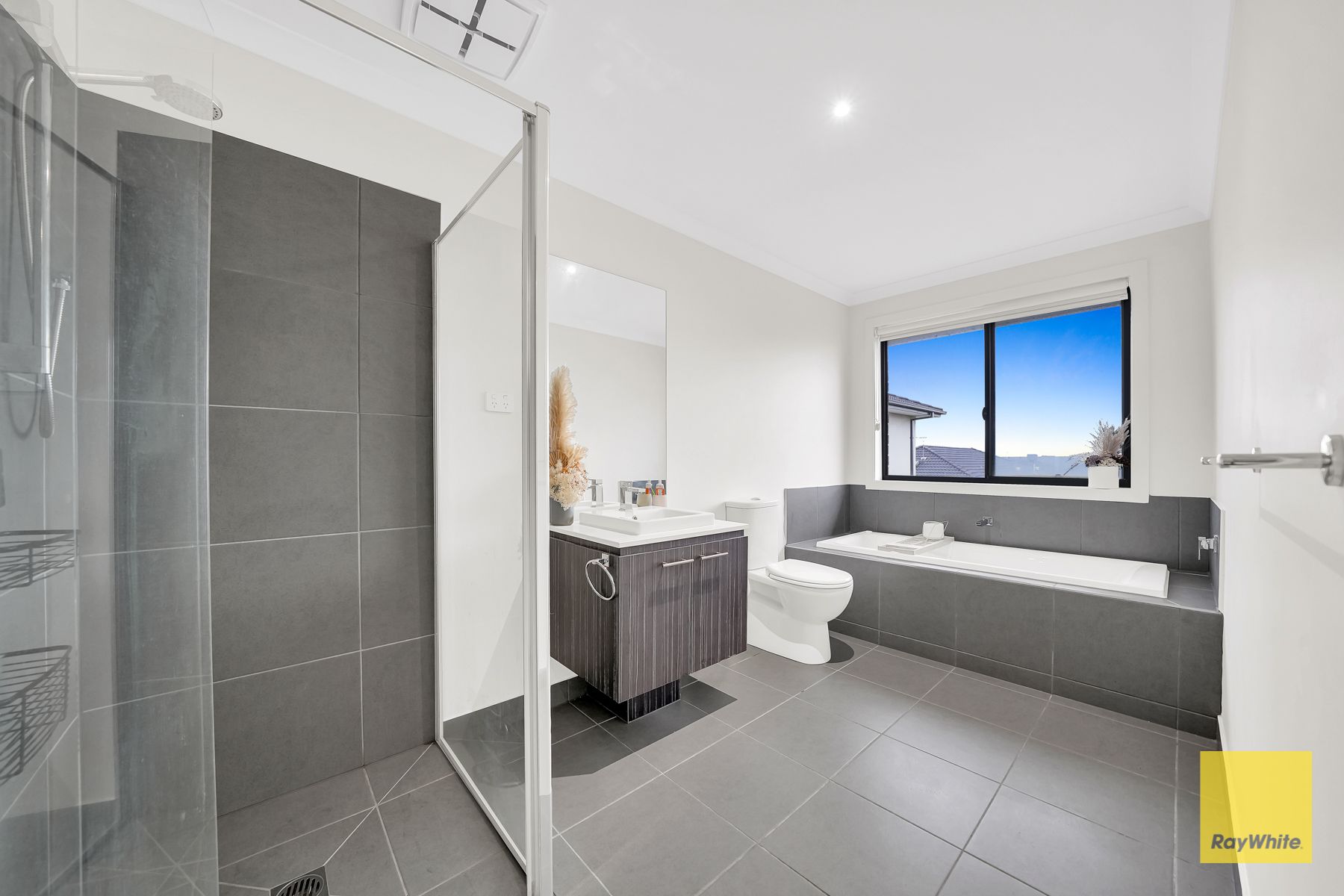 37 Bodalla Drive — photo 14 of 18