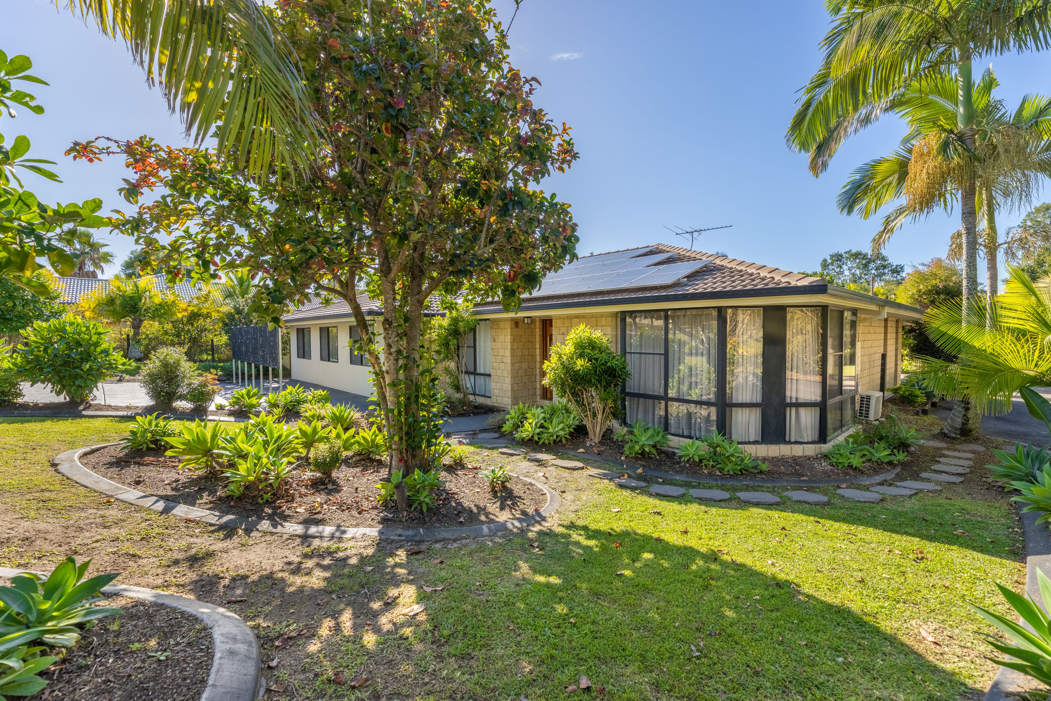 5-7 Jamor Court — photo 3 of 30
