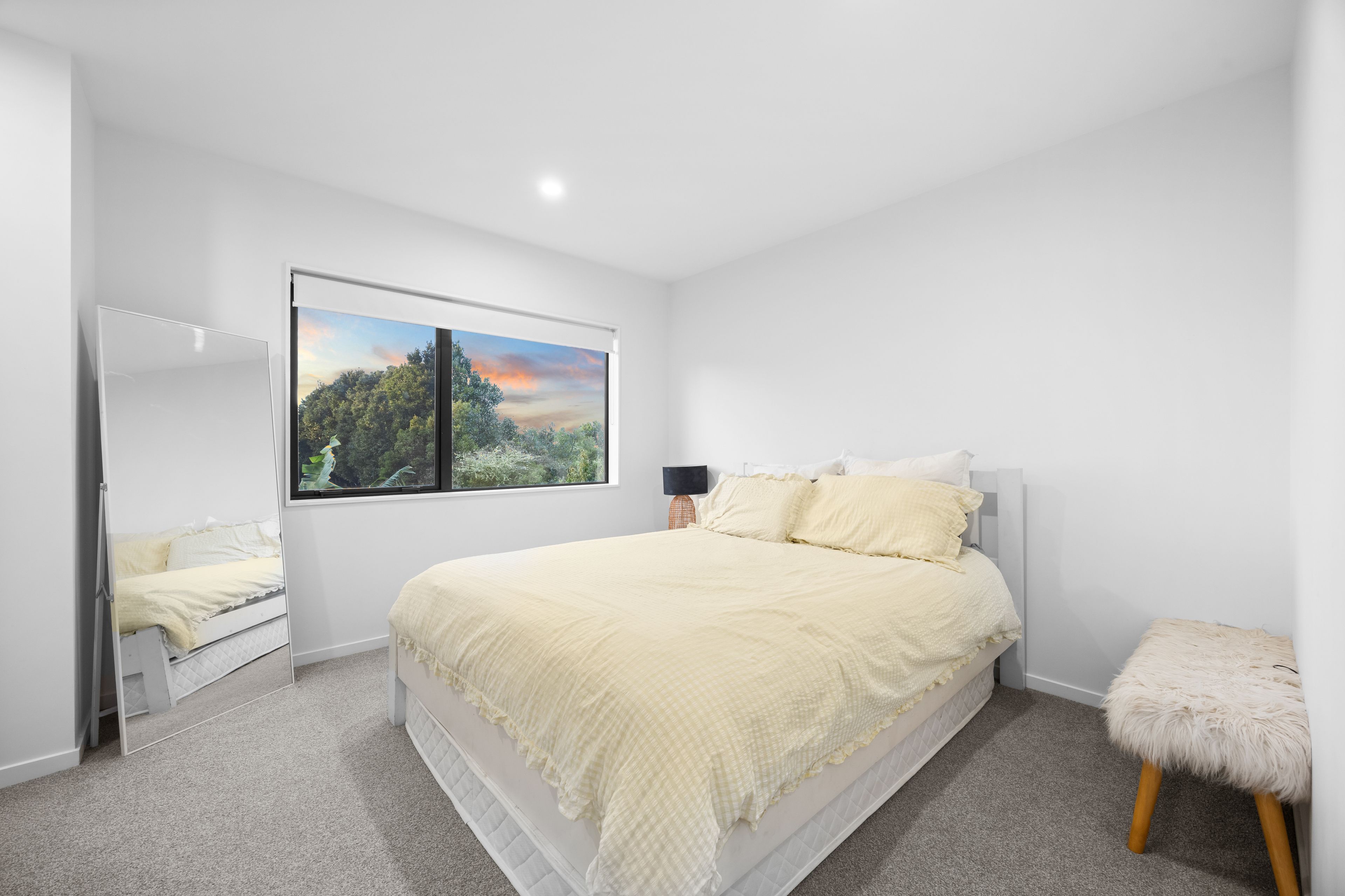 5/9 Flanshaw Road, Te Atatu South, Waitakere City