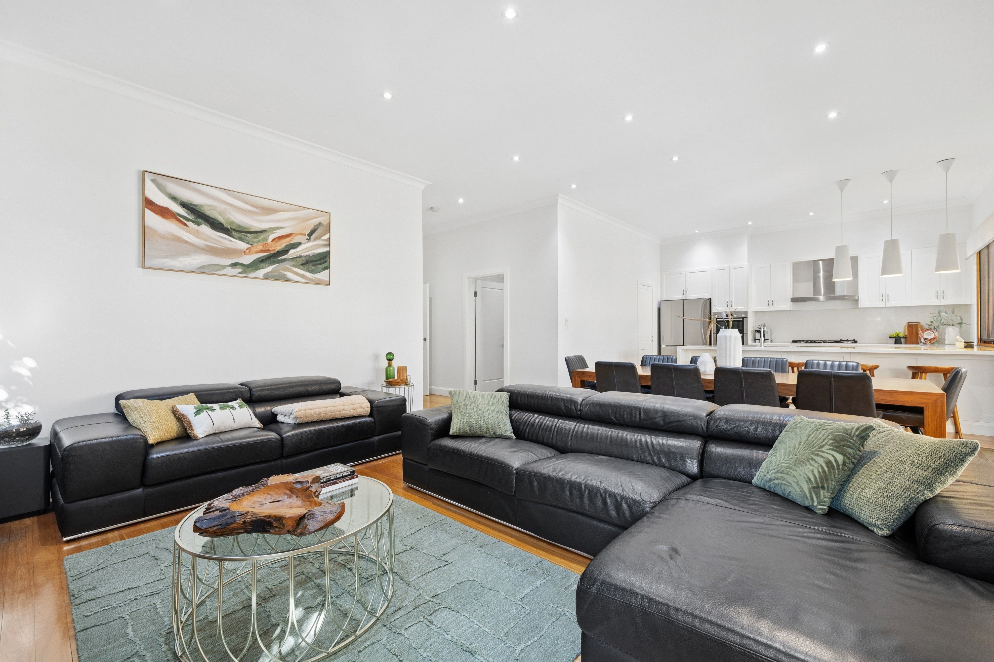 11 Brougham Place — photo 4 of 30