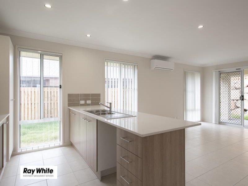 16 Vista Crescent, Pimpama, QLD 4209