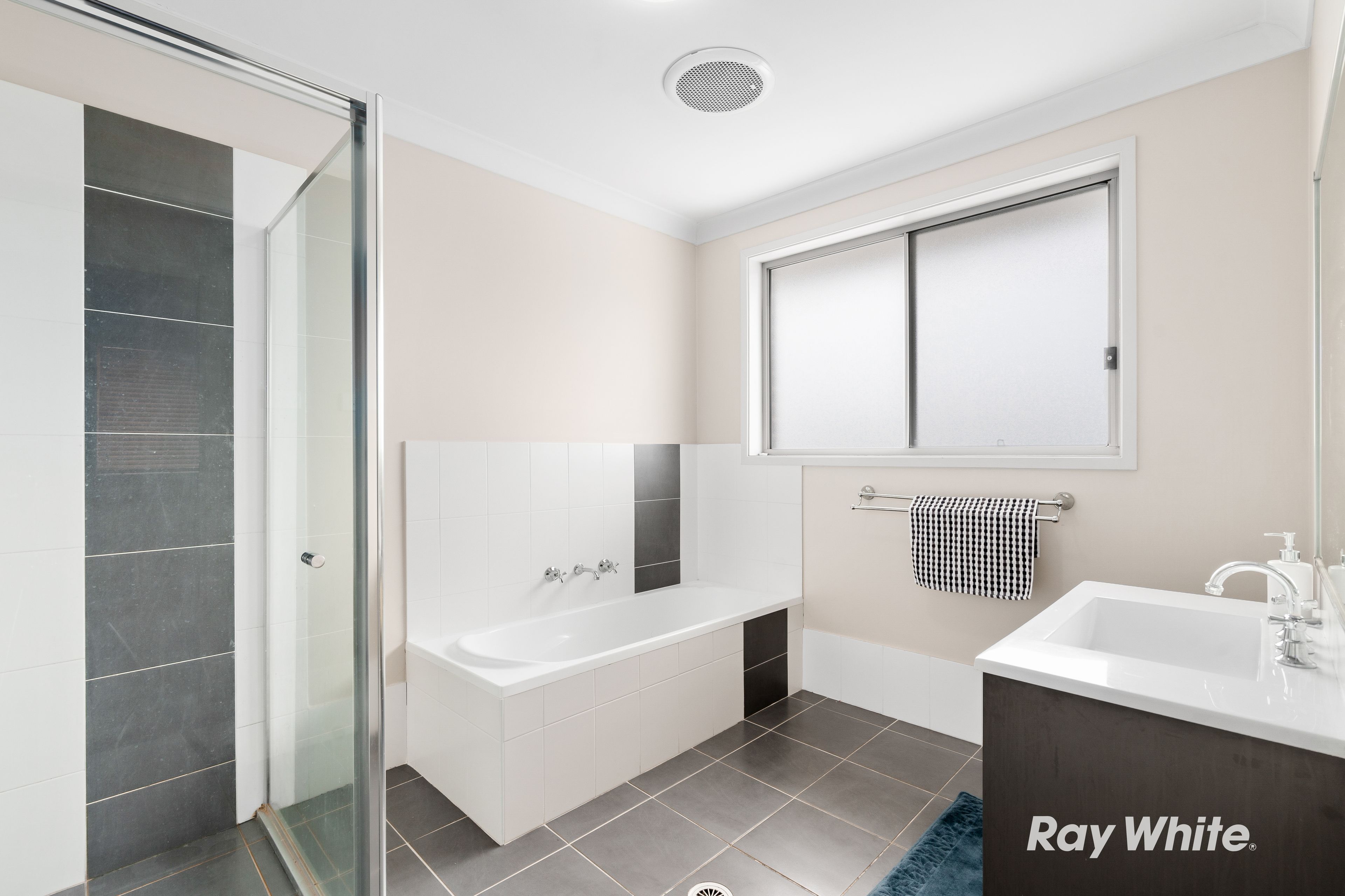 17 Adelong Parade, The Ponds, NSW 2769 House for Rent Ray White Quakers Hill Tesolin Group