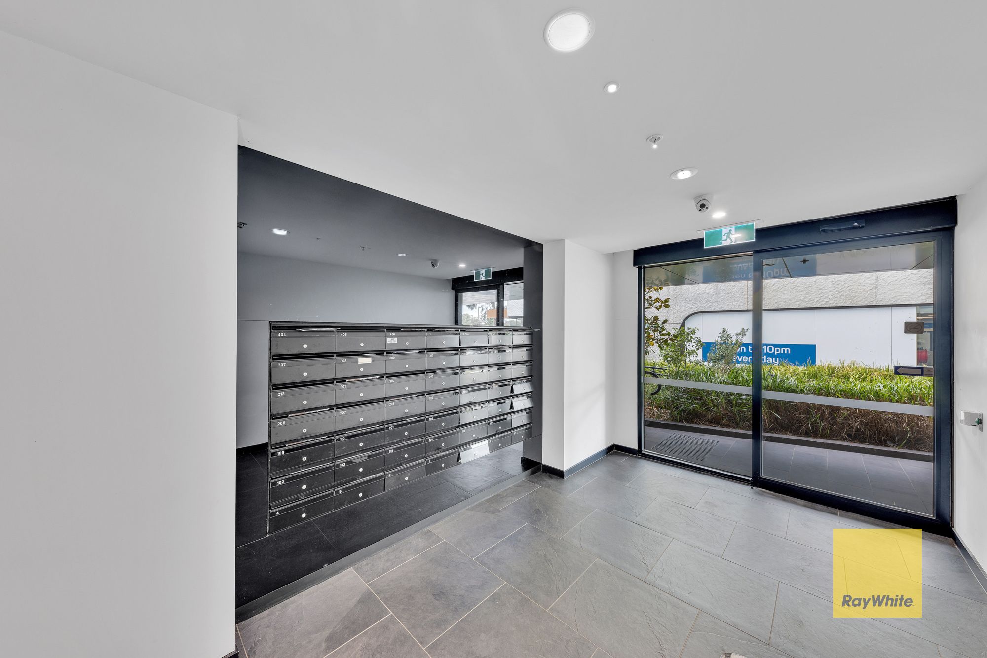 304/115 Overton Road, Williams Landing, VIC 3027