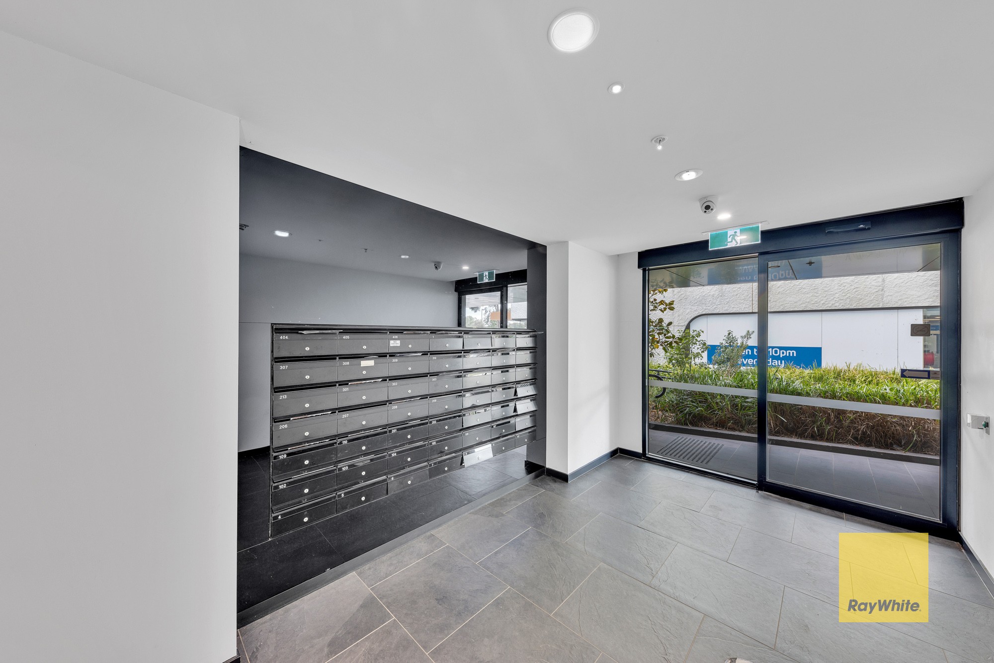 304/115 Overton Road, Williams Landing, VIC 3027