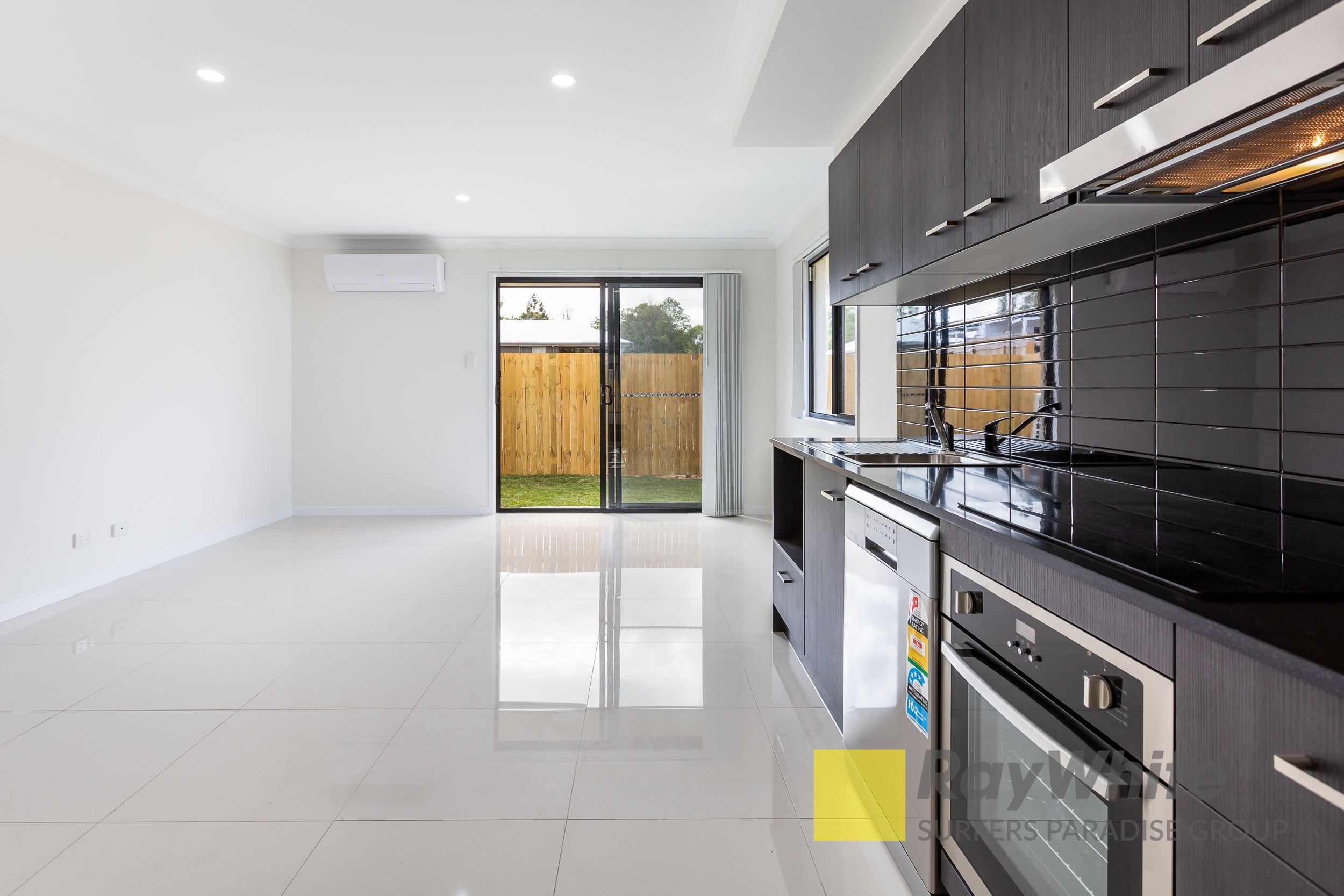 2/25 Soe Street, Redbank, QLD 4301