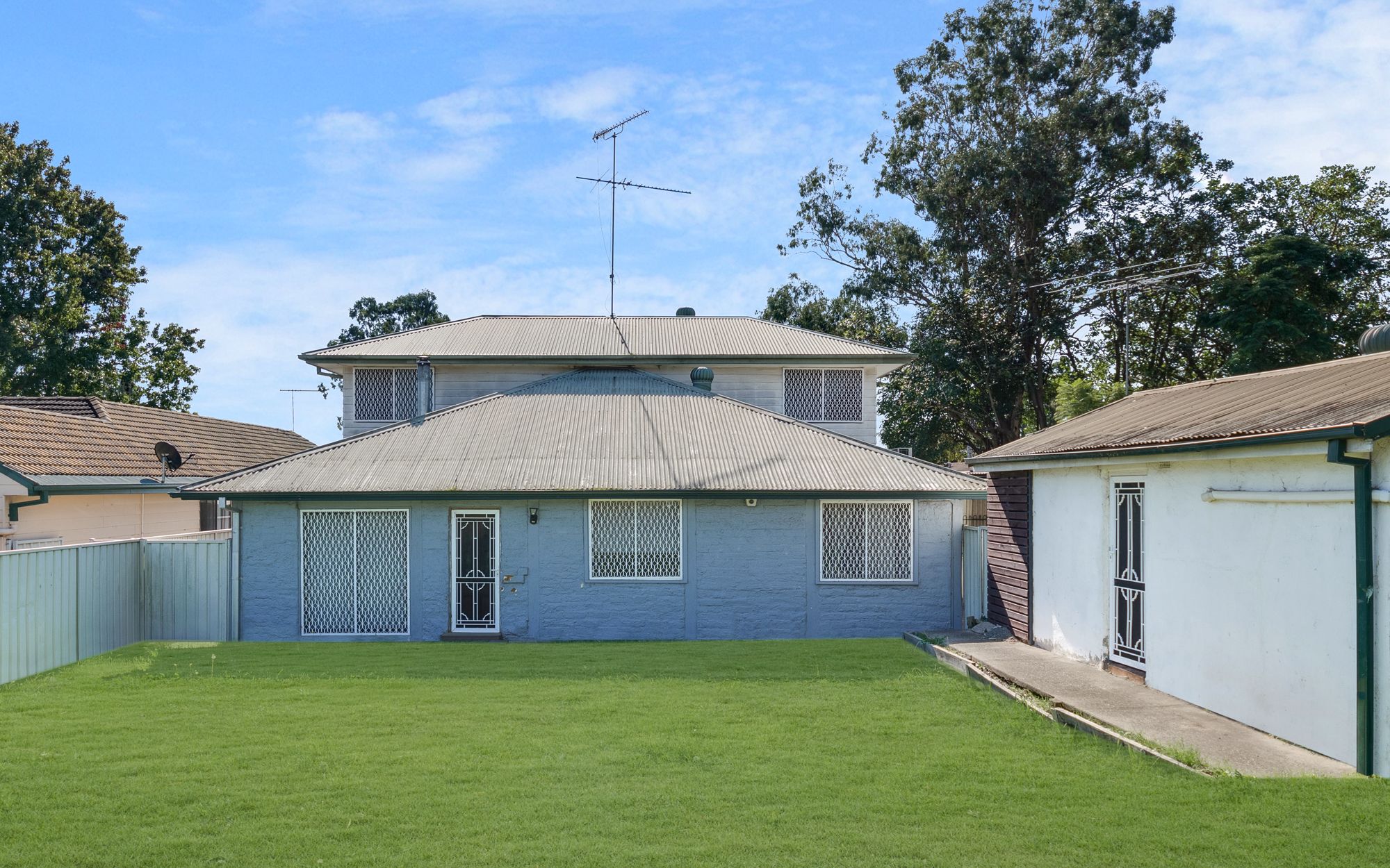 121 Minto Road, Minto NSW 2566