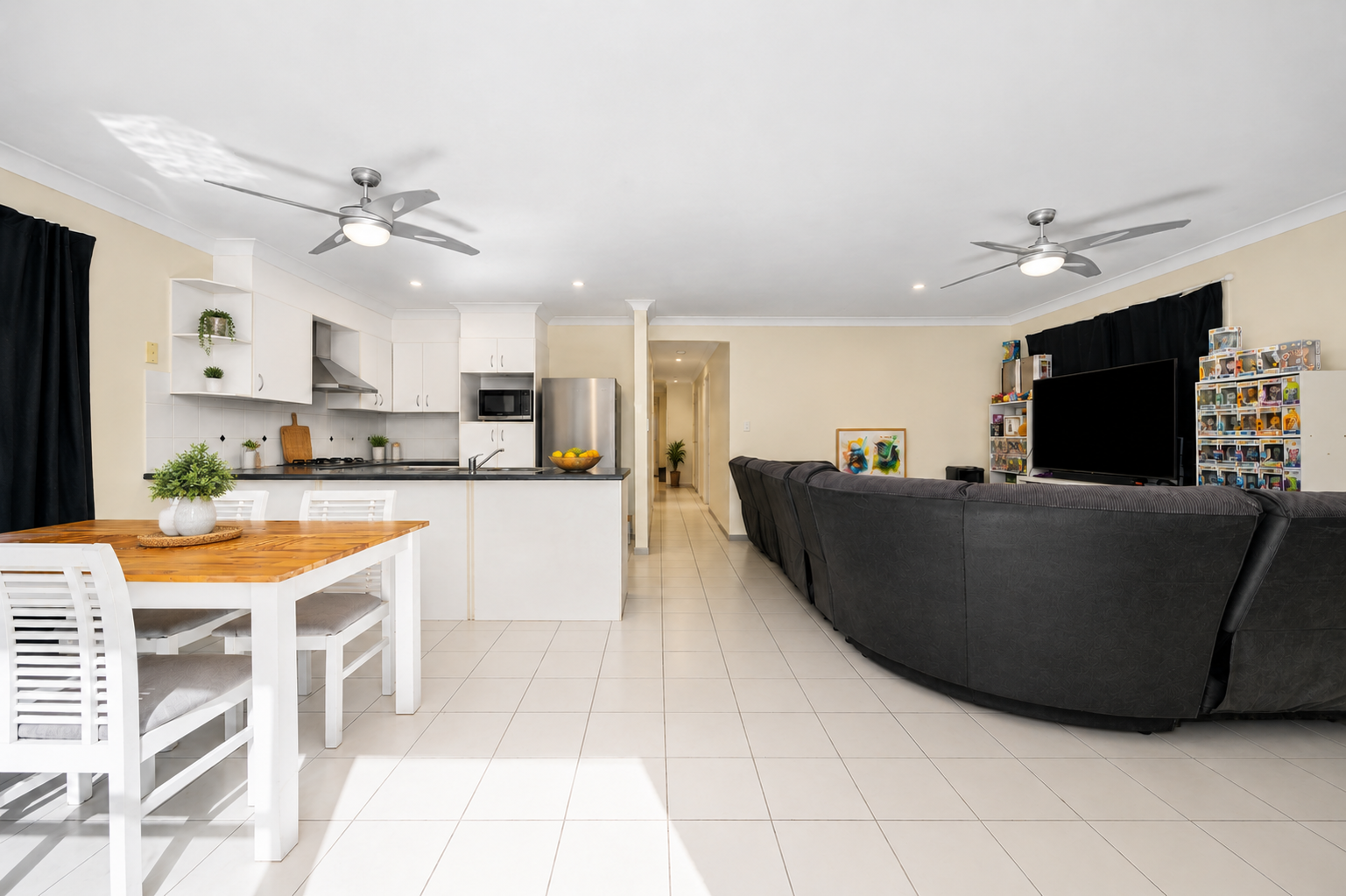 31 Talpa Street — photo 4 of 15