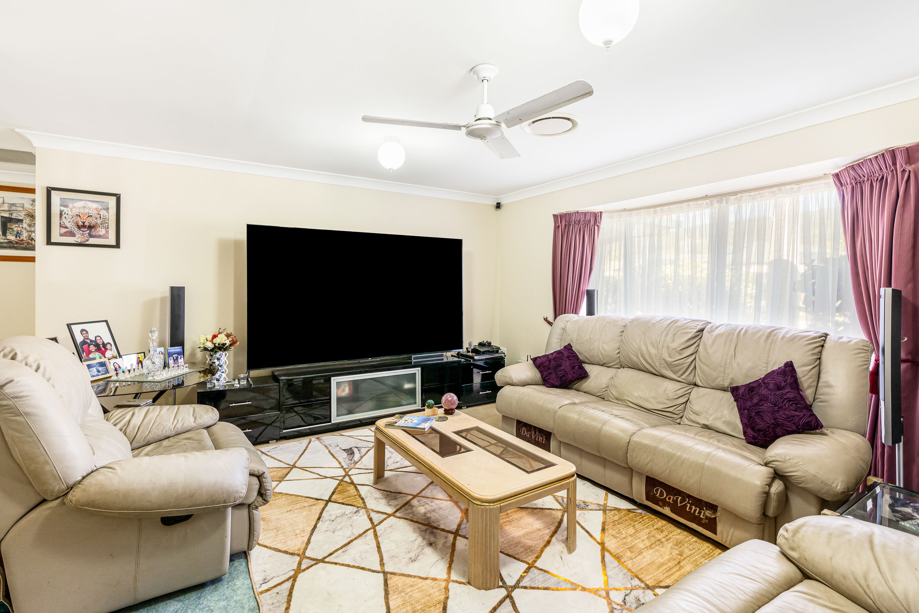 26 Lancashire Drive, Mudgeeraba, QLD 4213