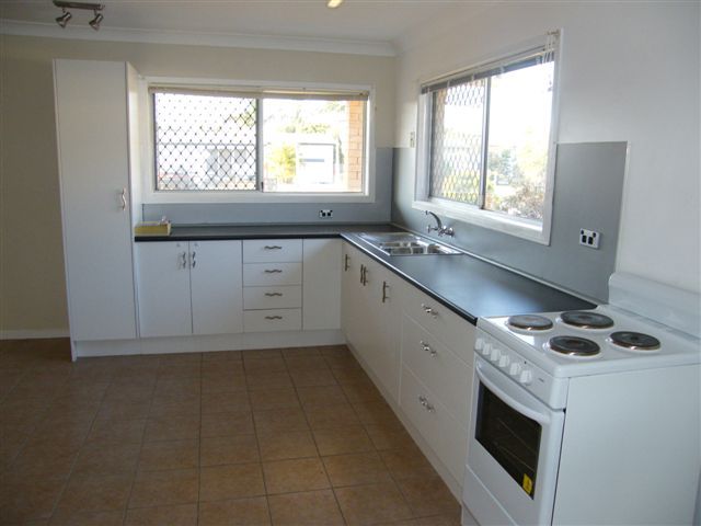 8 Birdwood Street, Golden Beach, QLD 4551