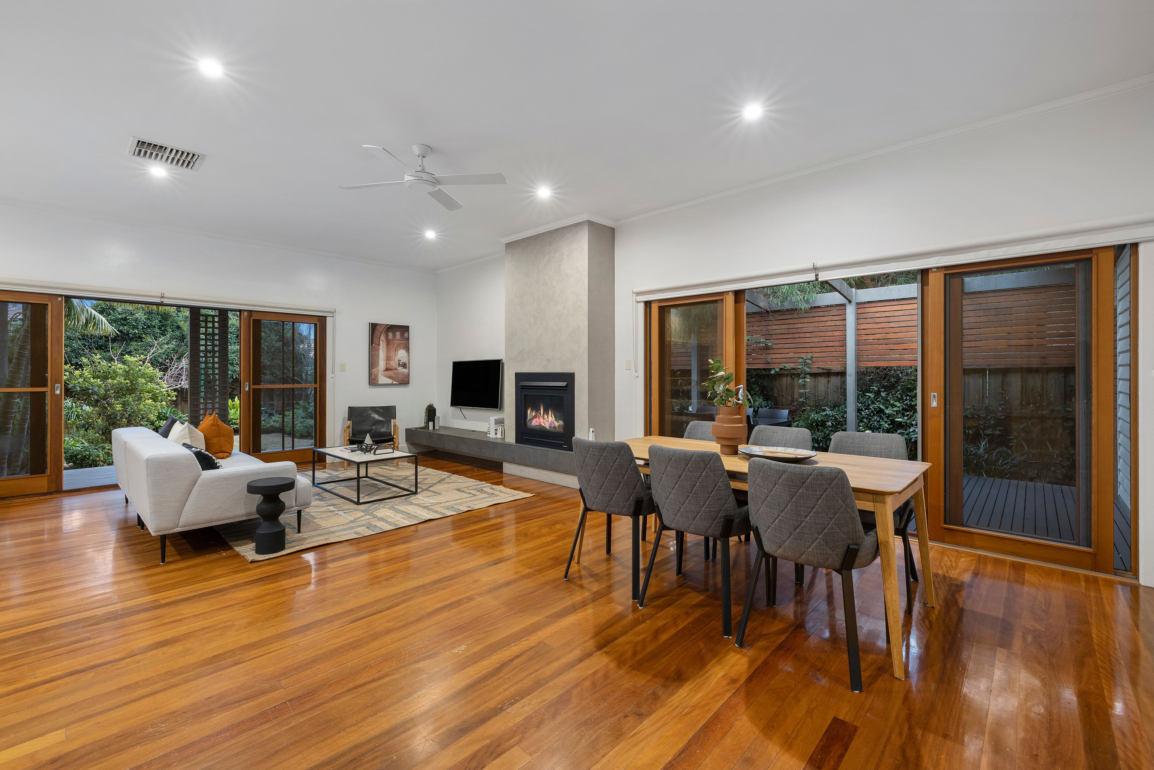 1 Axelton Street, Cheltenham, VIC 3192