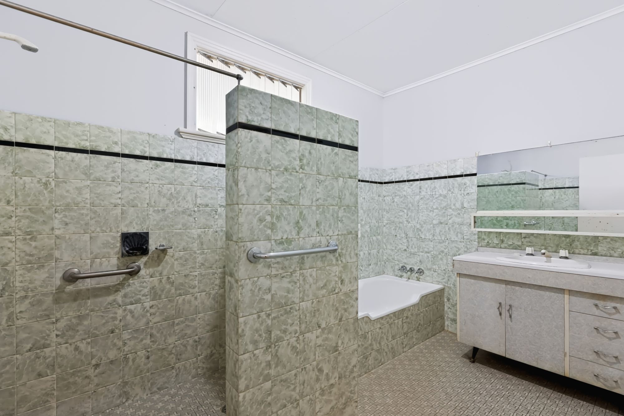 40 River Avenue — photo 12 of 22