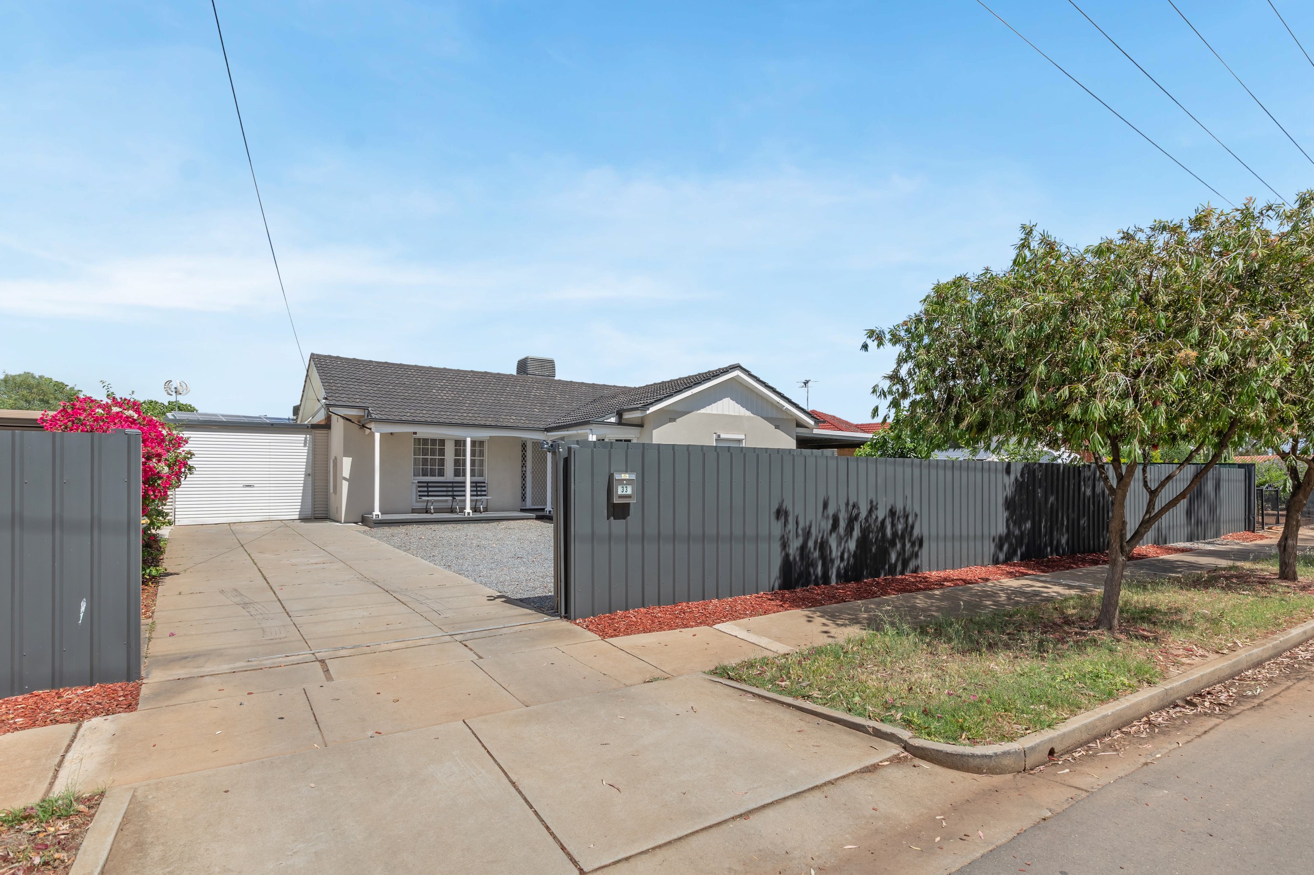 33 Hodby Crescent, Smithfield Plains, SA 5114