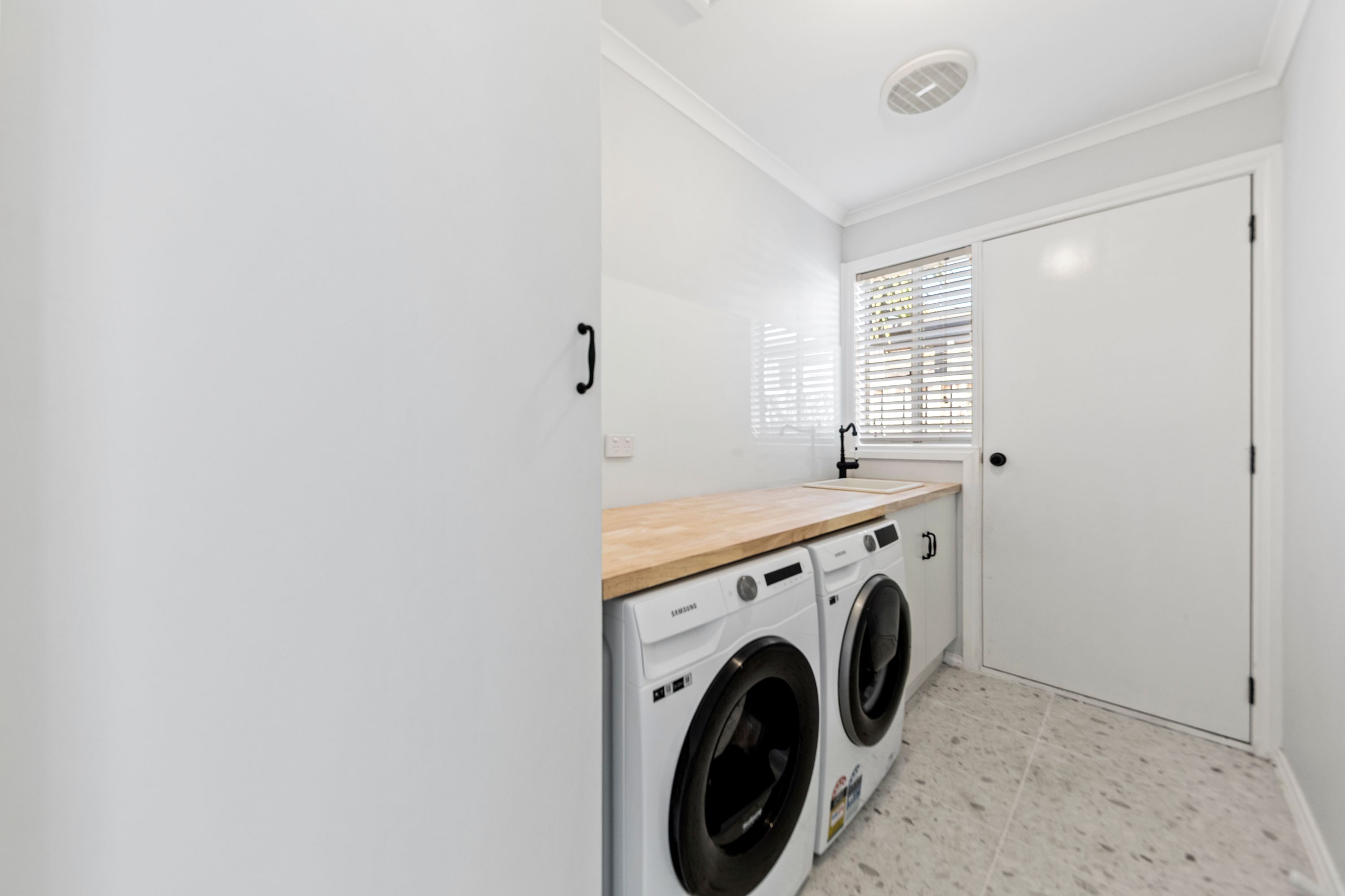 12 Tasman Way — photo 23 of 30