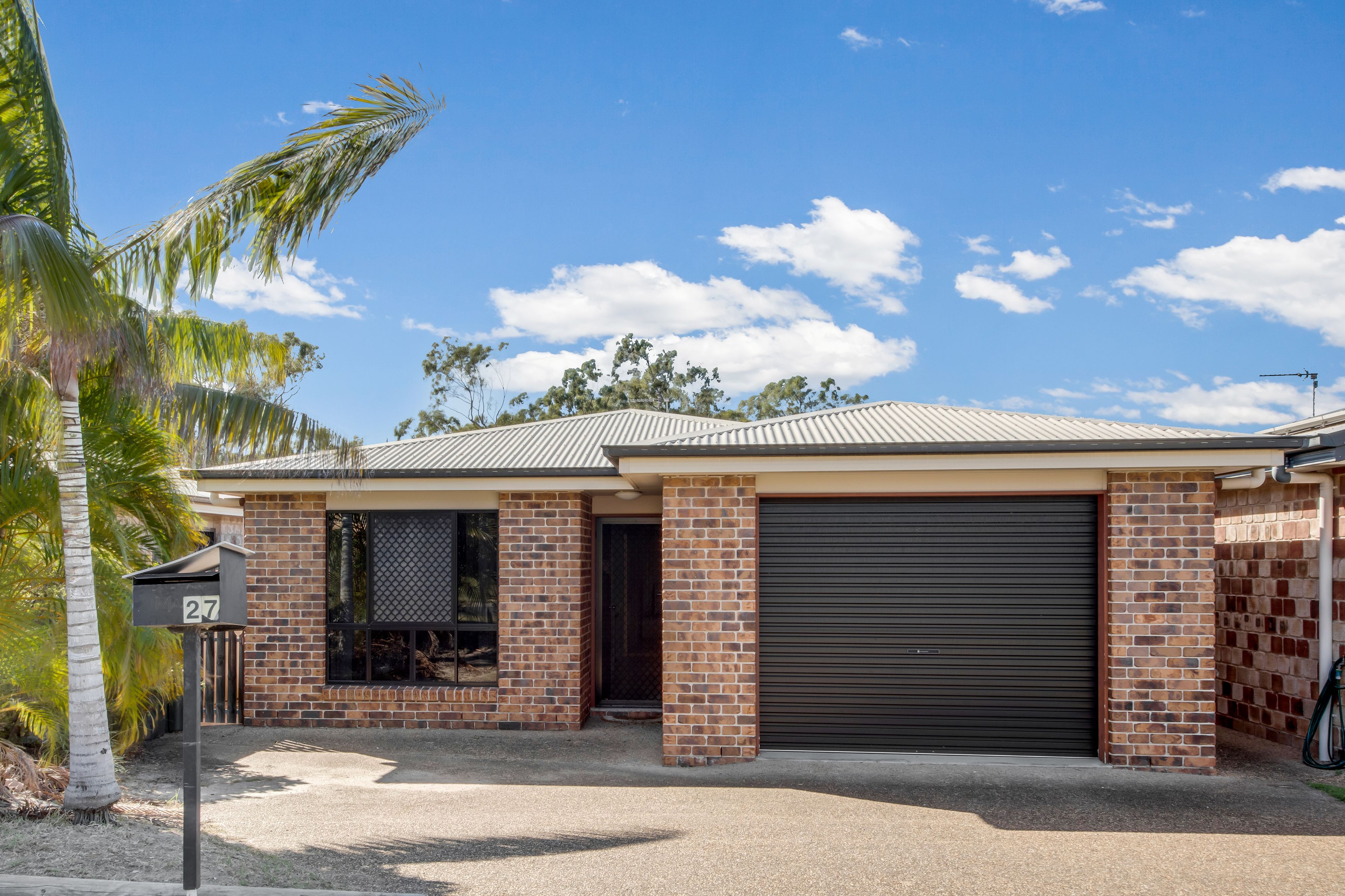 27 Skyline Drive, New Auckland, QLD 4680