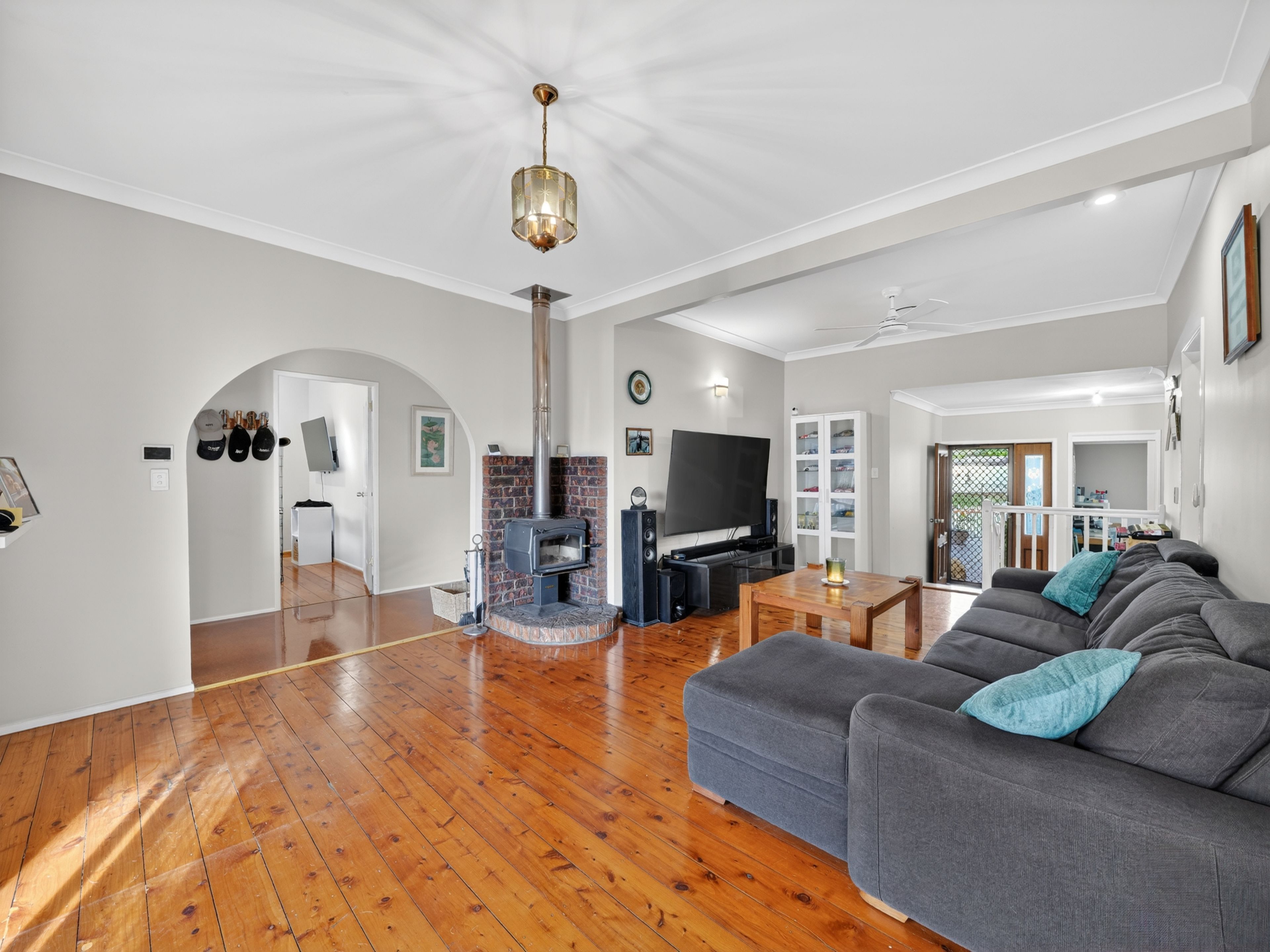 25 Hellen Street — photo 5 of 24