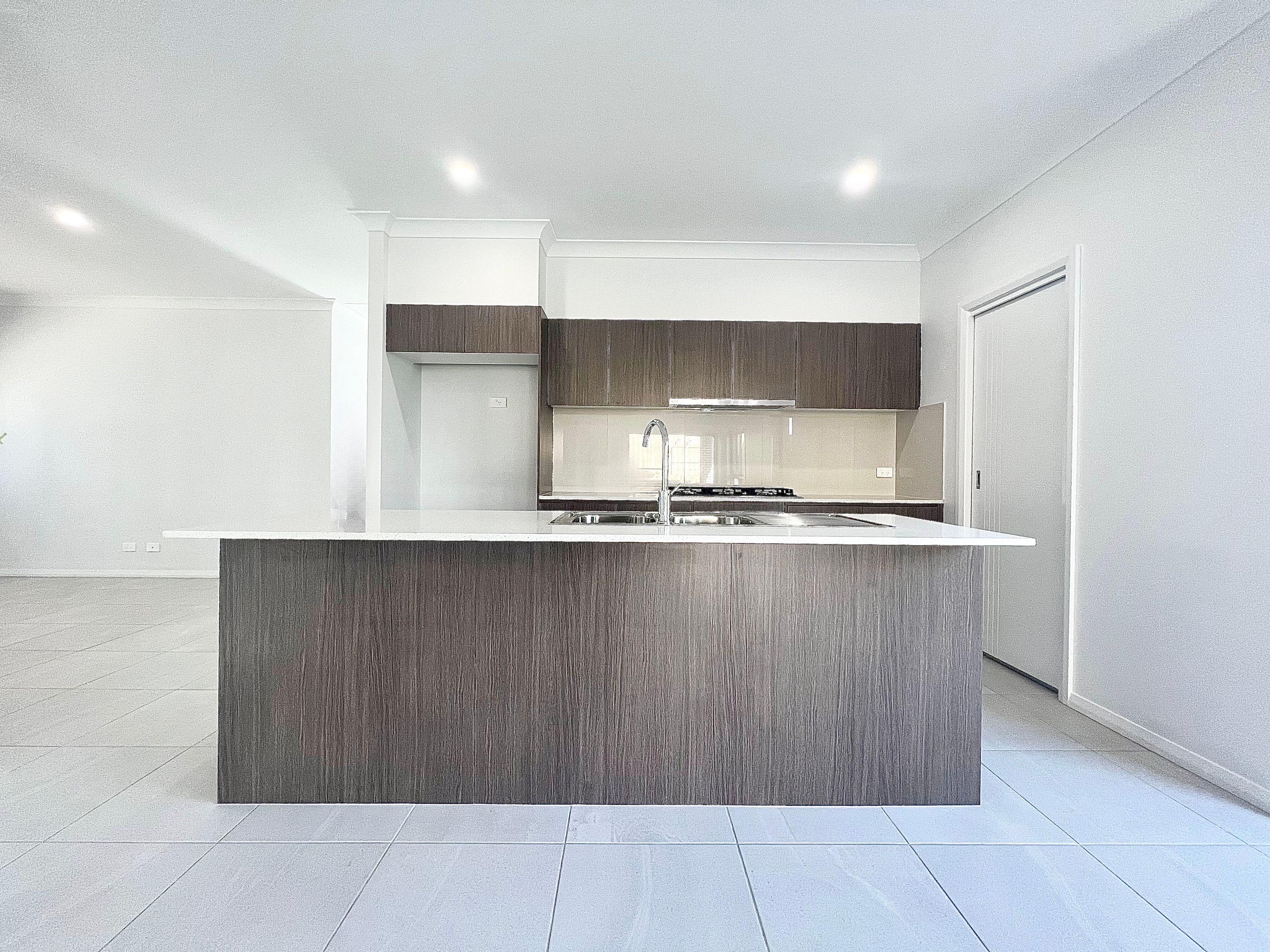 38 Eurythmic Street, Menangle Park, NSW 2563