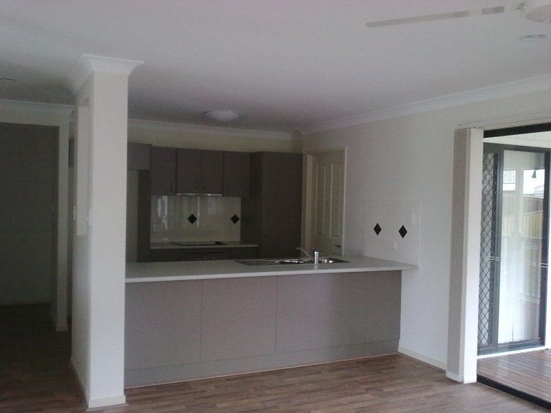 14 Rassmussan Crescent, Redbank Plains, QLD 4301