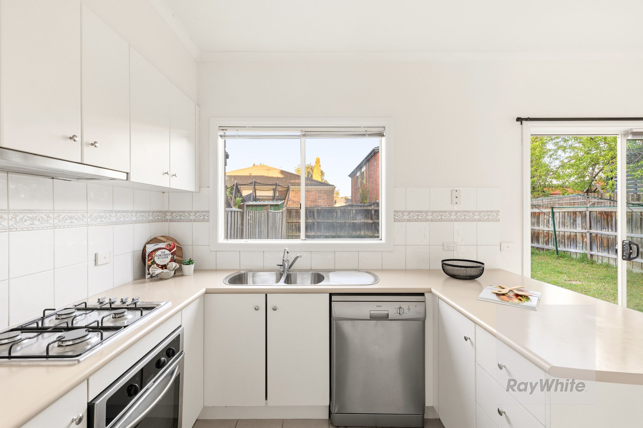 24 Ironbark Drive — photo 8 of 16