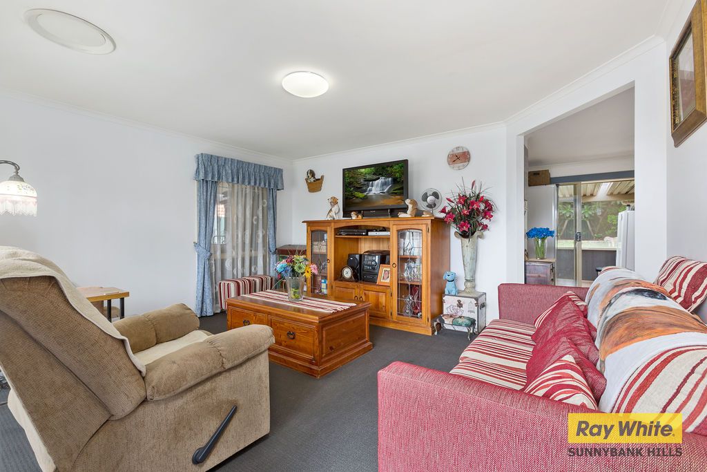 8 Forestgum Grove, Regents Park, QLD 4118