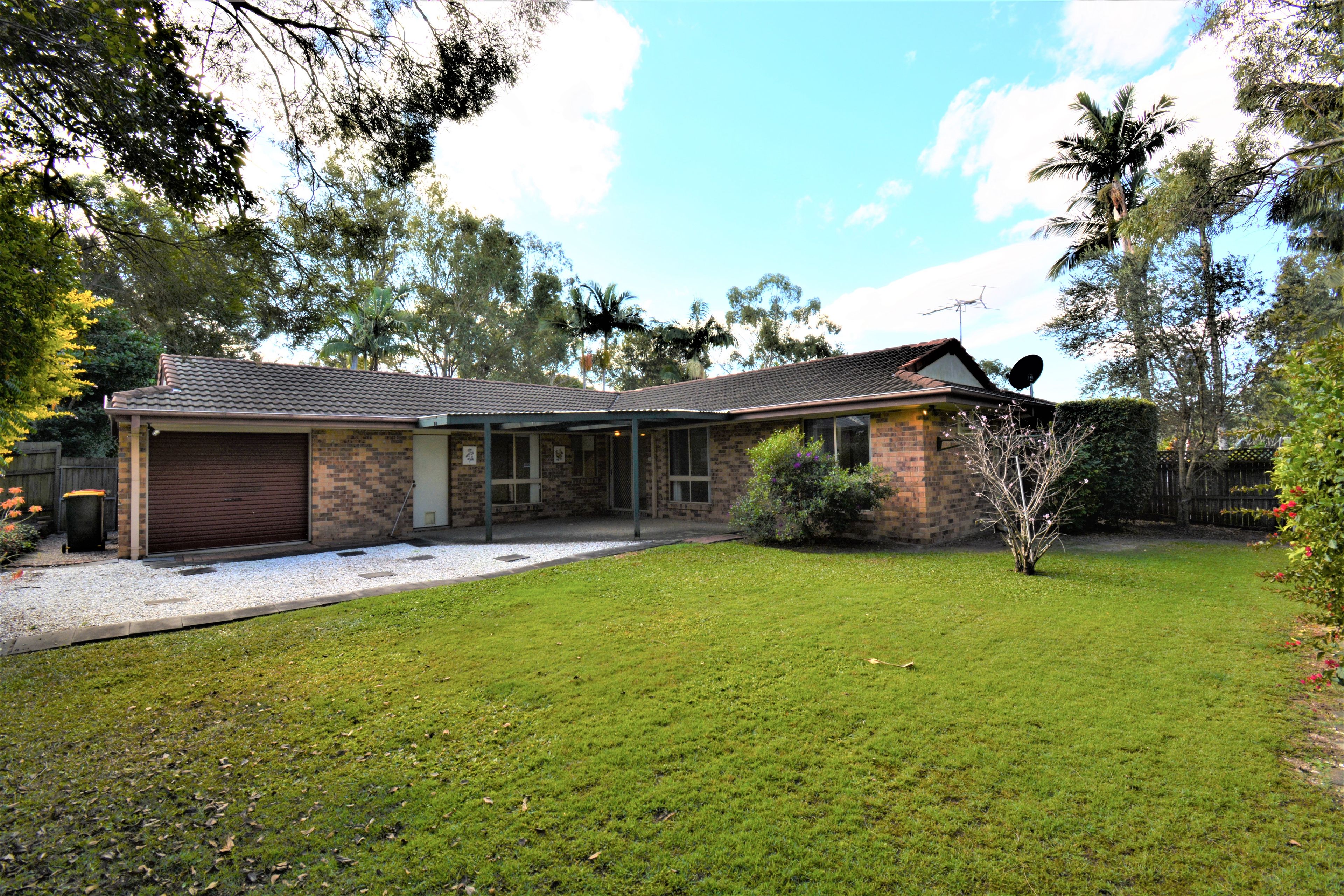 83 Baxter Crescent, Forest Lake, QLD 4078