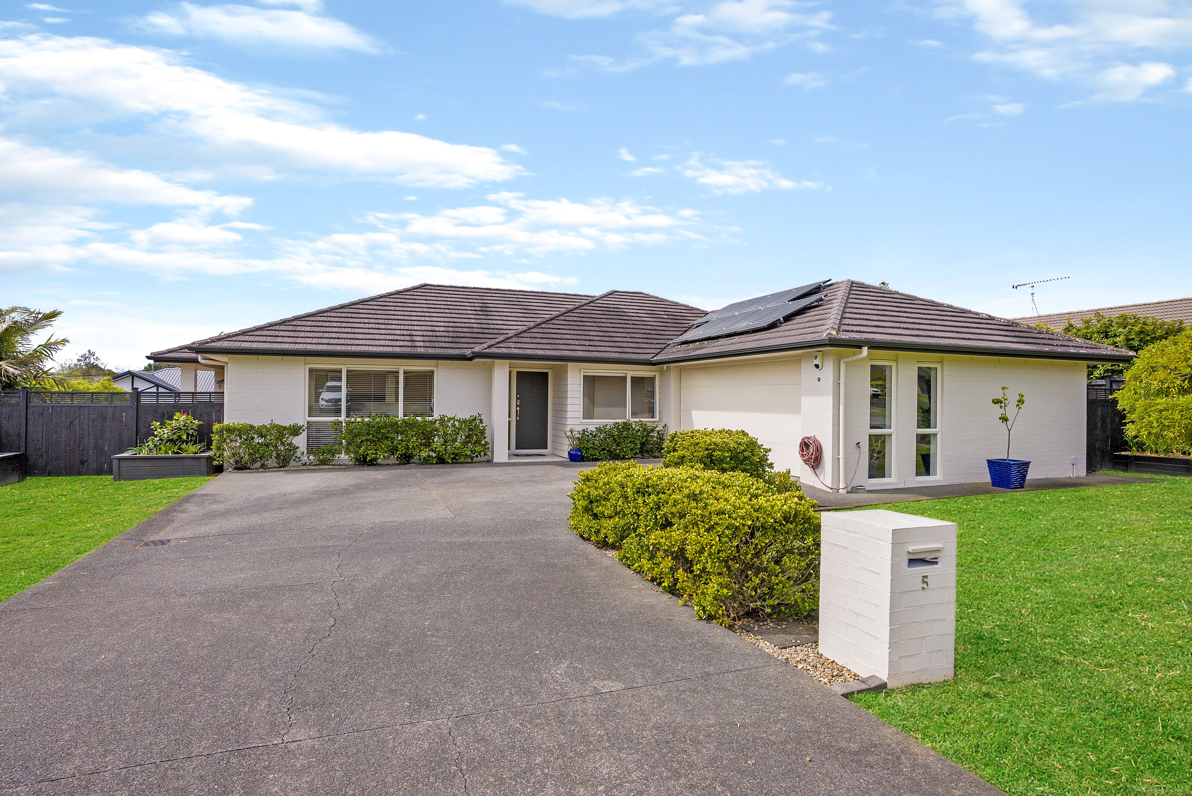 5 Pony Park Place, Beachlands, Manukau City