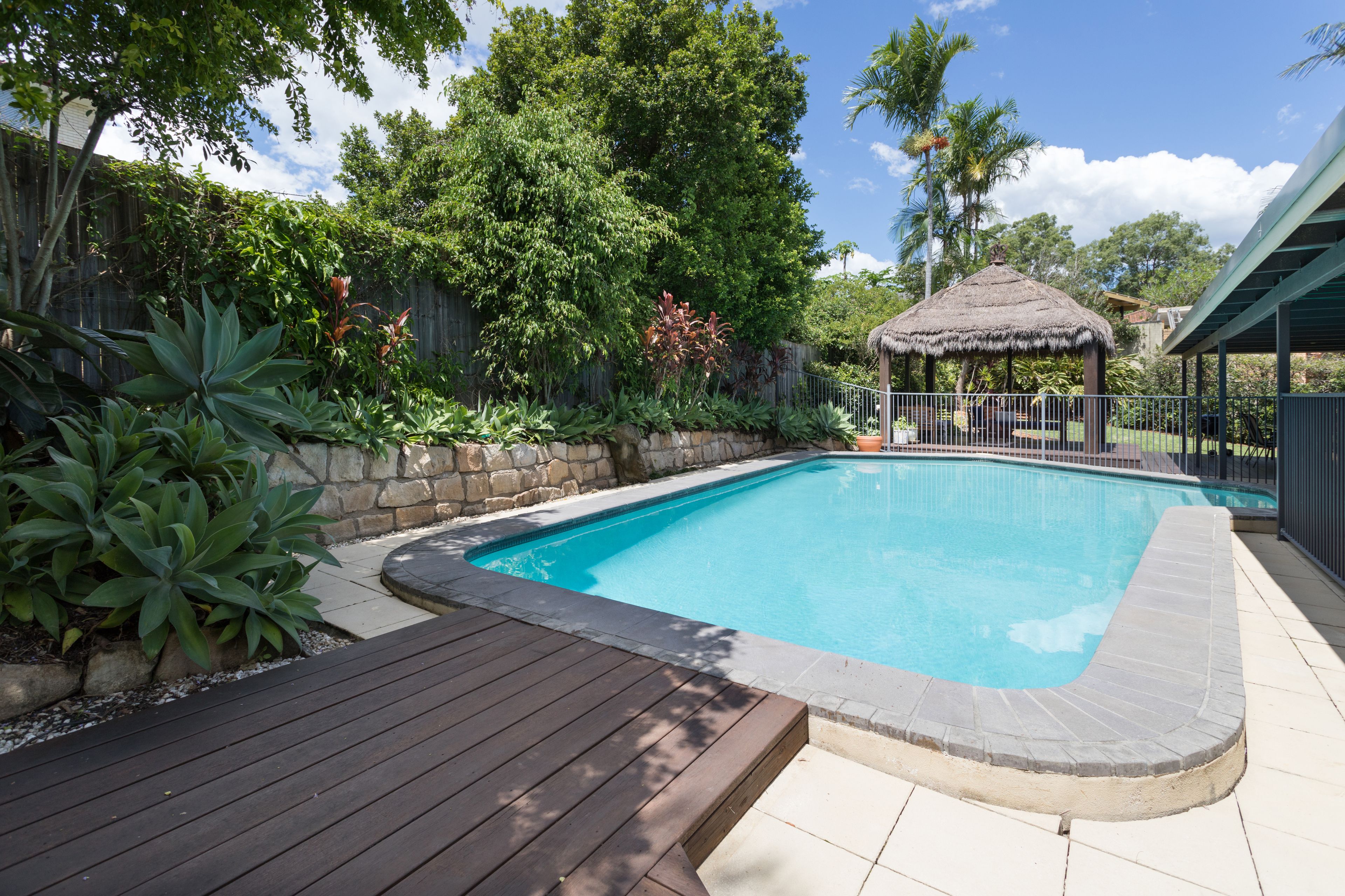 11 Macnee Street, McDowall, QLD 4053