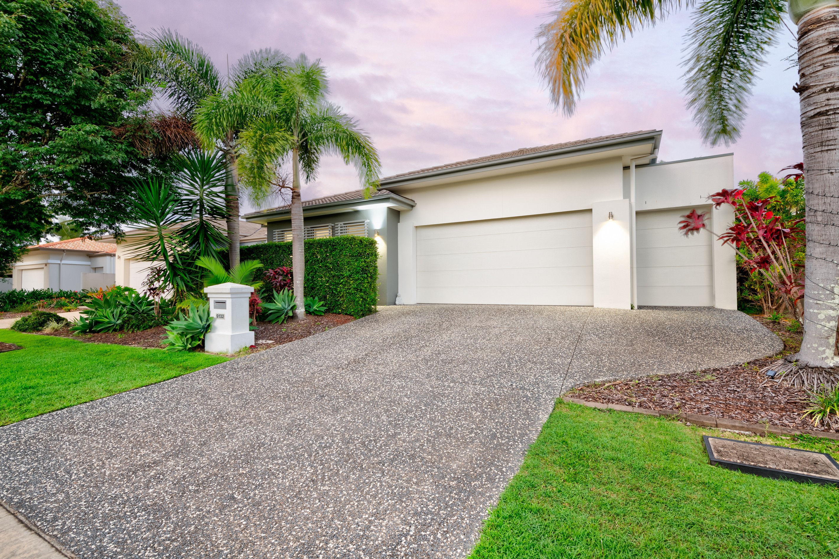9132 Peter Senior Drive, Hope Island, QLD 4212