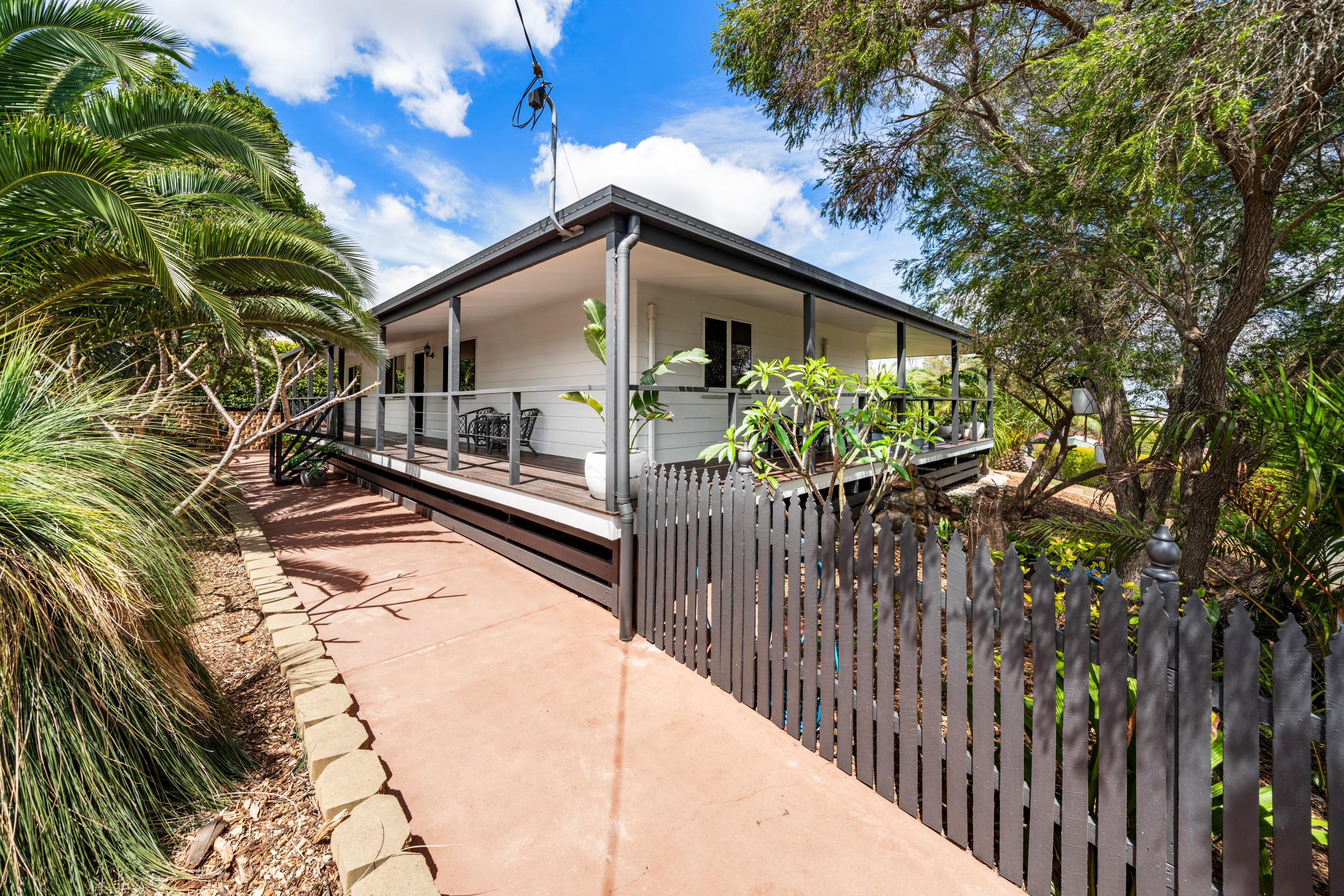 11 Emmanulla Drive, Kingsthorpe, QLD 4400