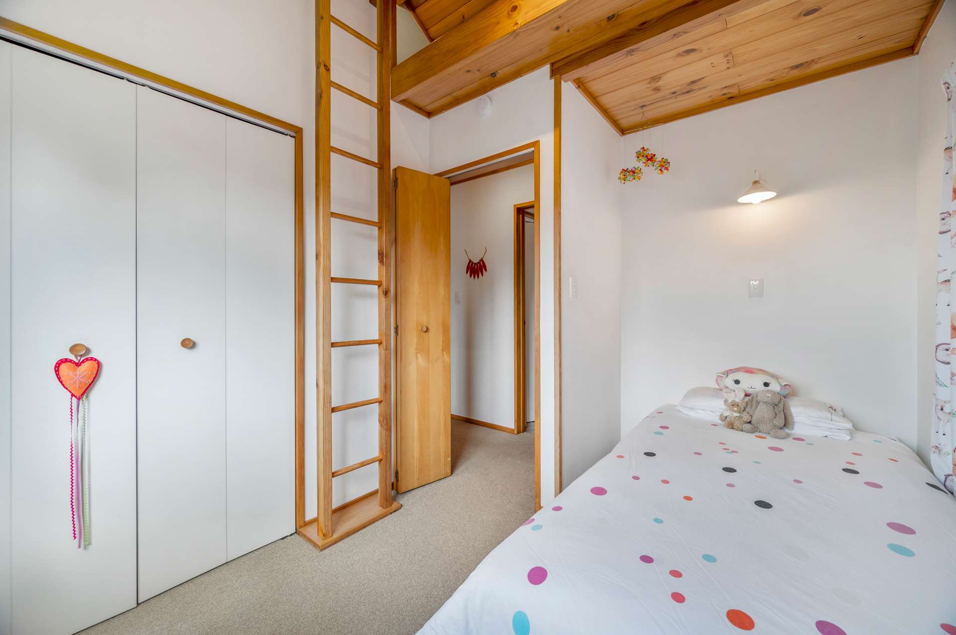 10 Wharetoroa Drive photo 18