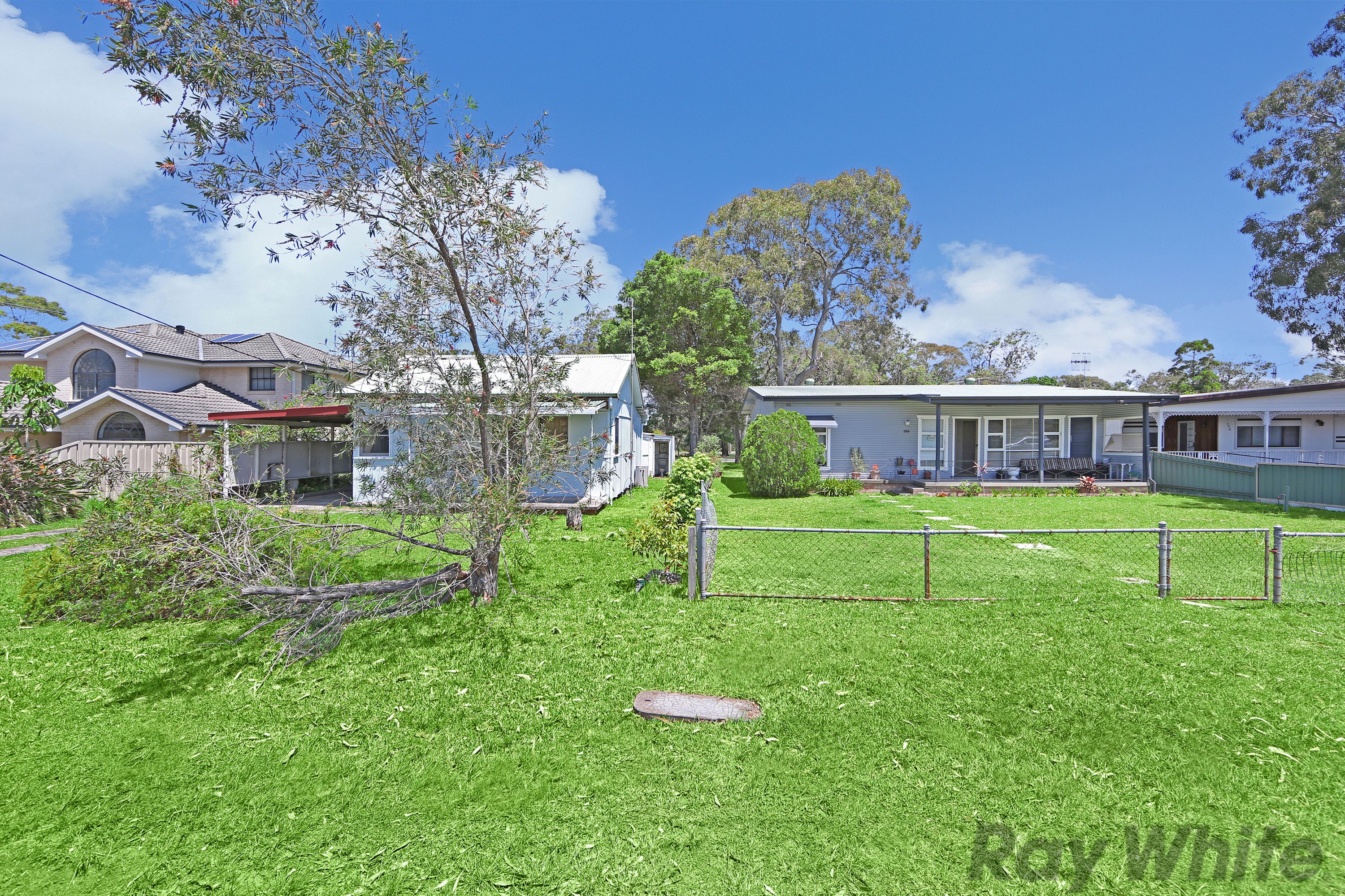 186 Scenic Drive, Budgewoi, NSW 2262