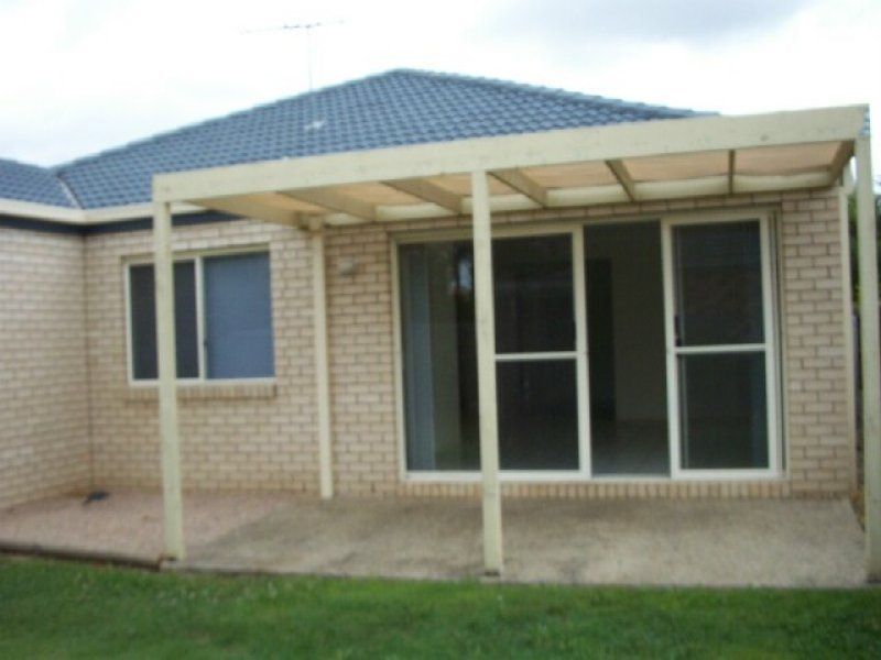 8A Coolabah Crescent, Bridgeman Downs, QLD 4035