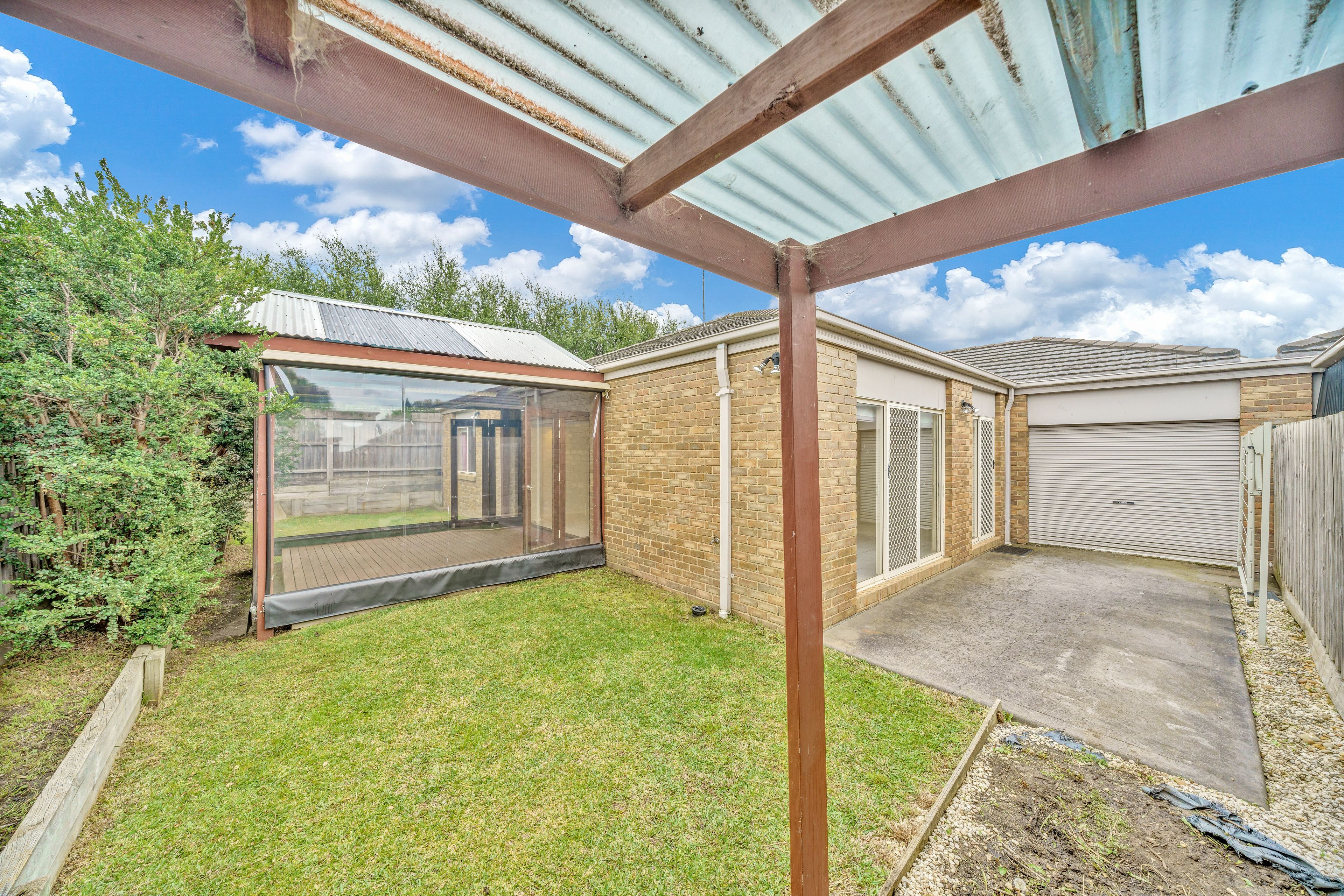 2/278 Narre Warren Road, Cranbourne East, VIC 3977