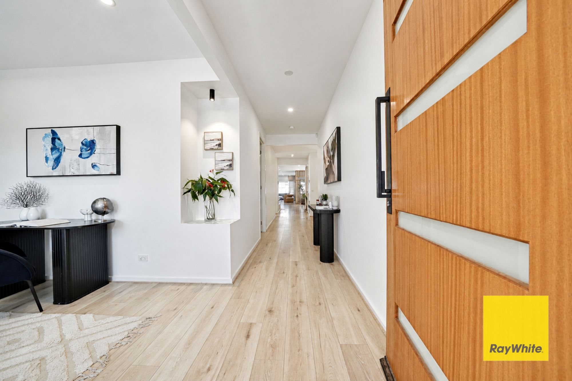 10 Leonard Avenue — photo 3 of 28
