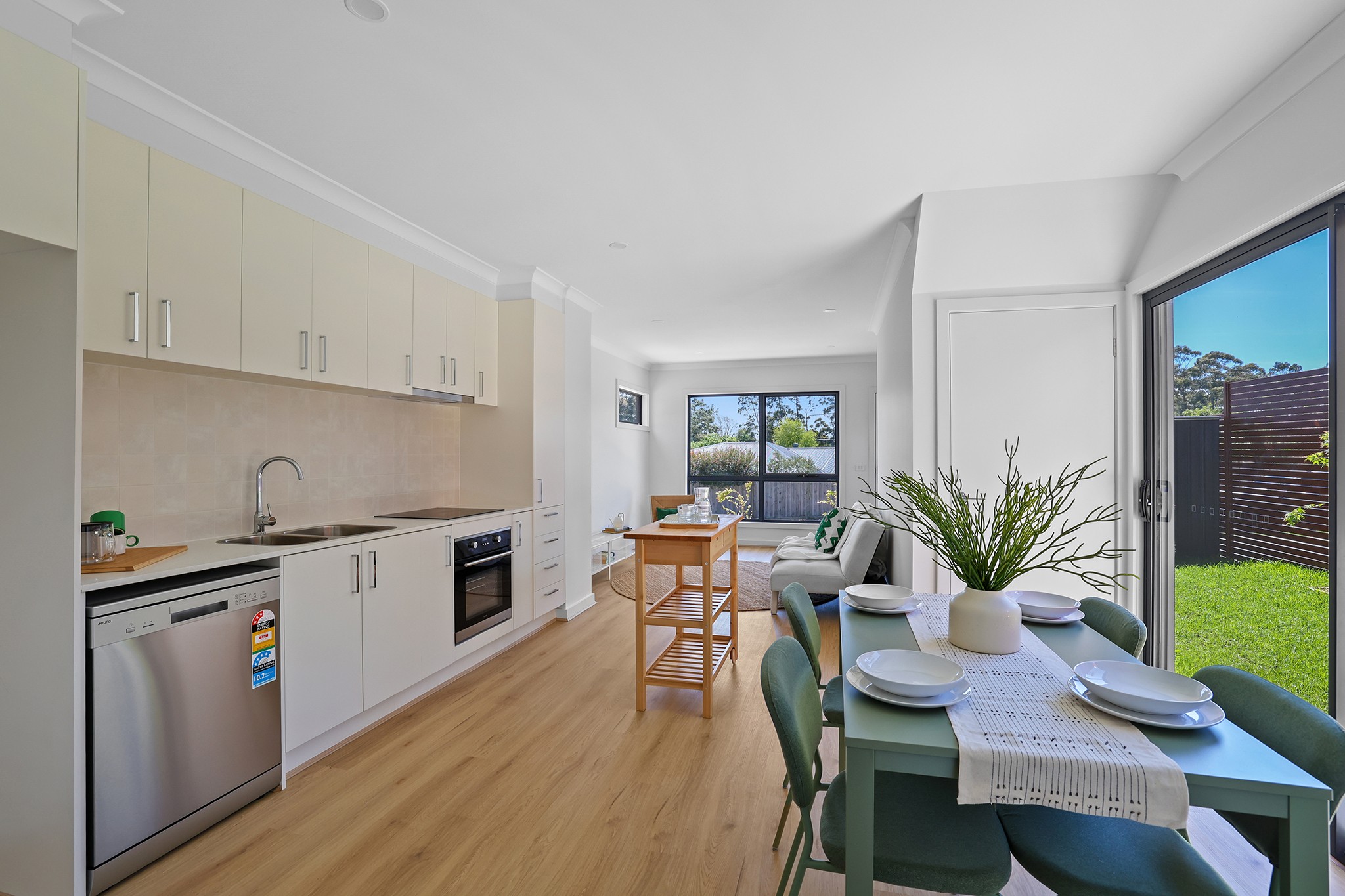 8/10 Parkview Road, Drouin, VIC 3818