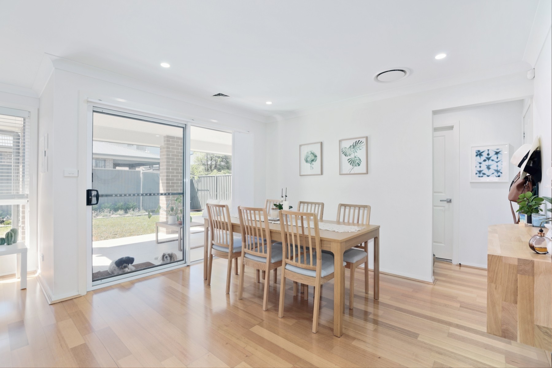 9 Barrow Circuit, JORDAN SPRINGS, NSW 2747